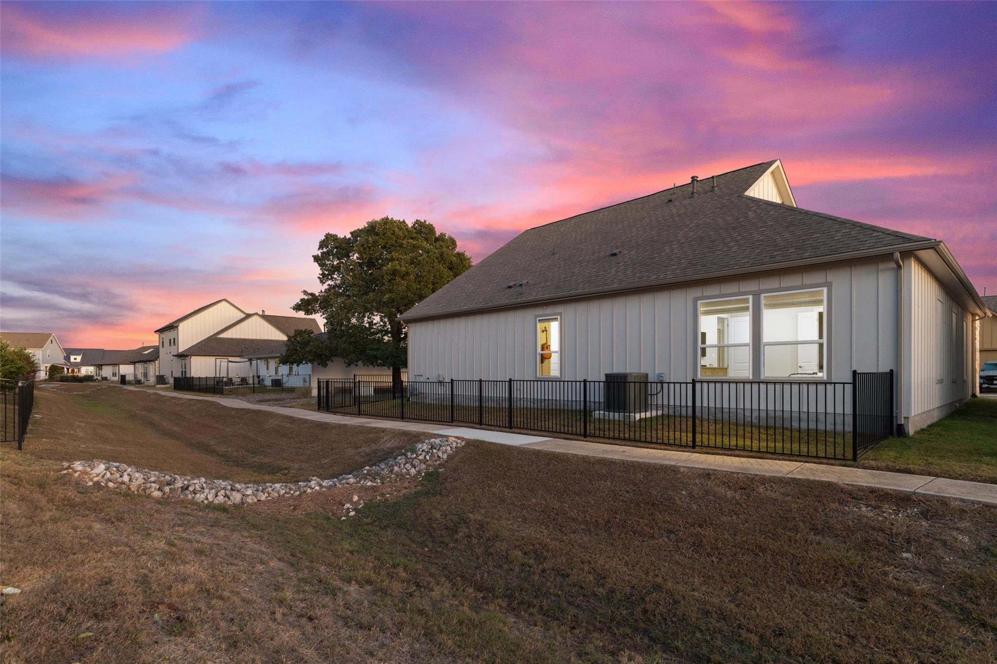 1107 Lucca Dr # 50, Dripping Springs, TX 78620