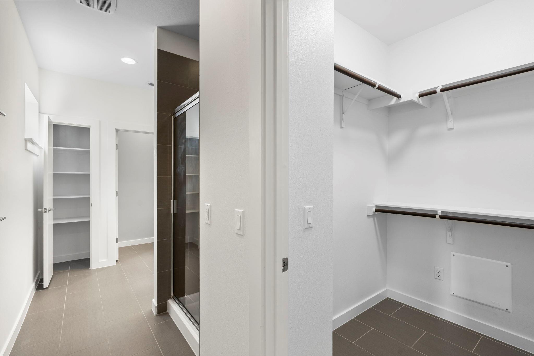 301 W STASSNEY Ln, Austin, TX 78745