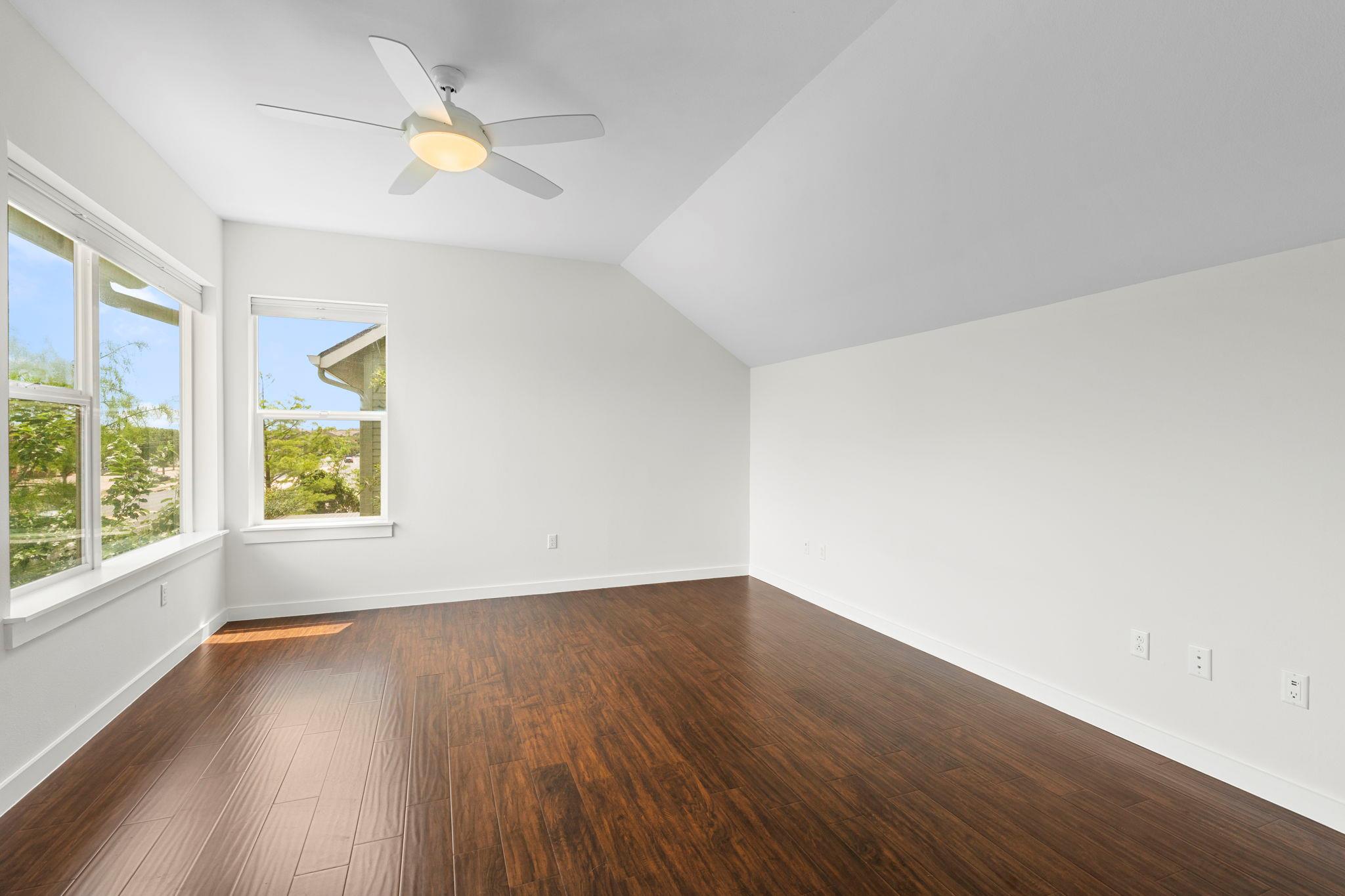 301 W STASSNEY Ln, Austin, TX 78745