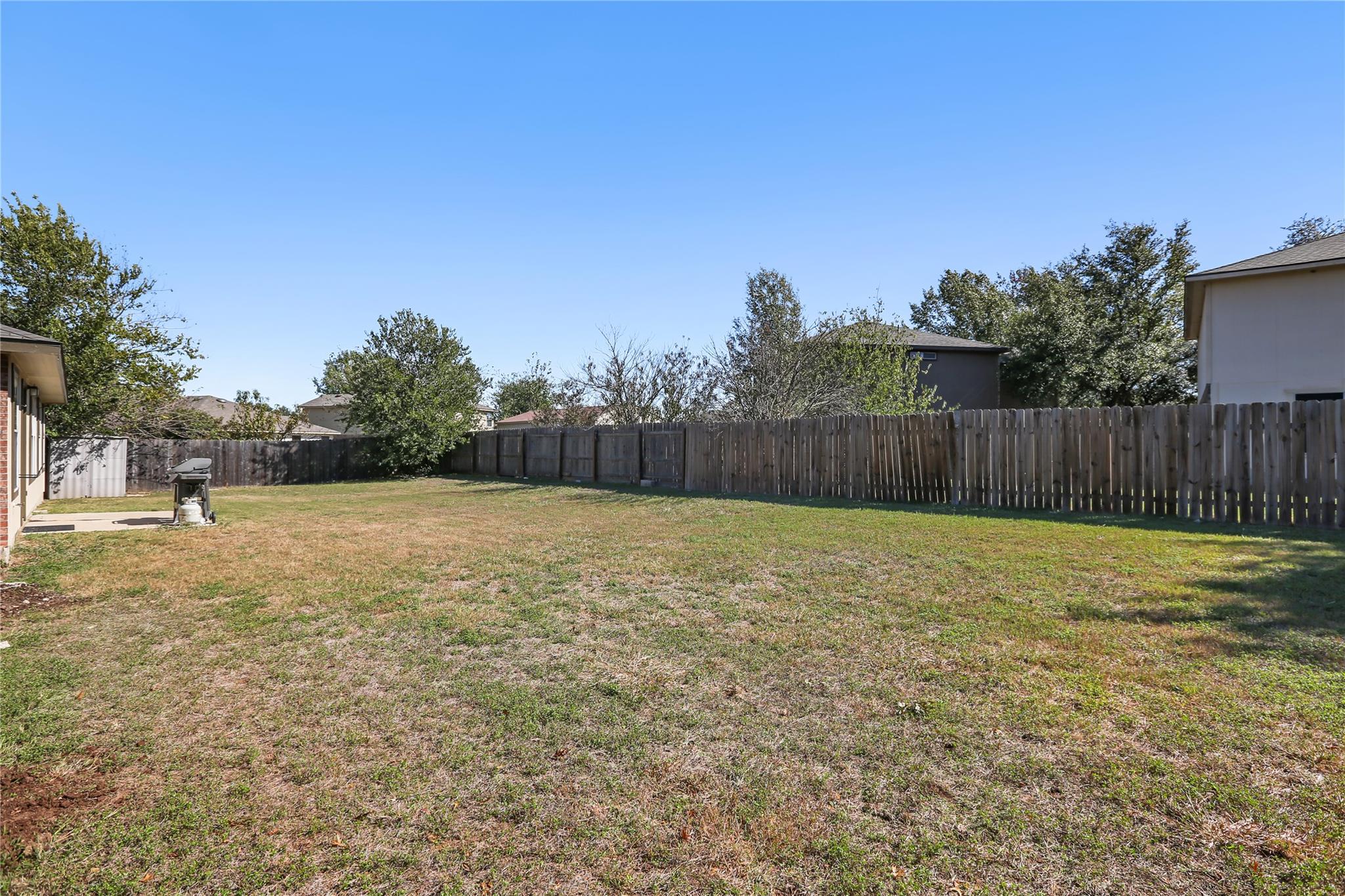 906 Brook Meadow Cv, Georgetown, TX 78626