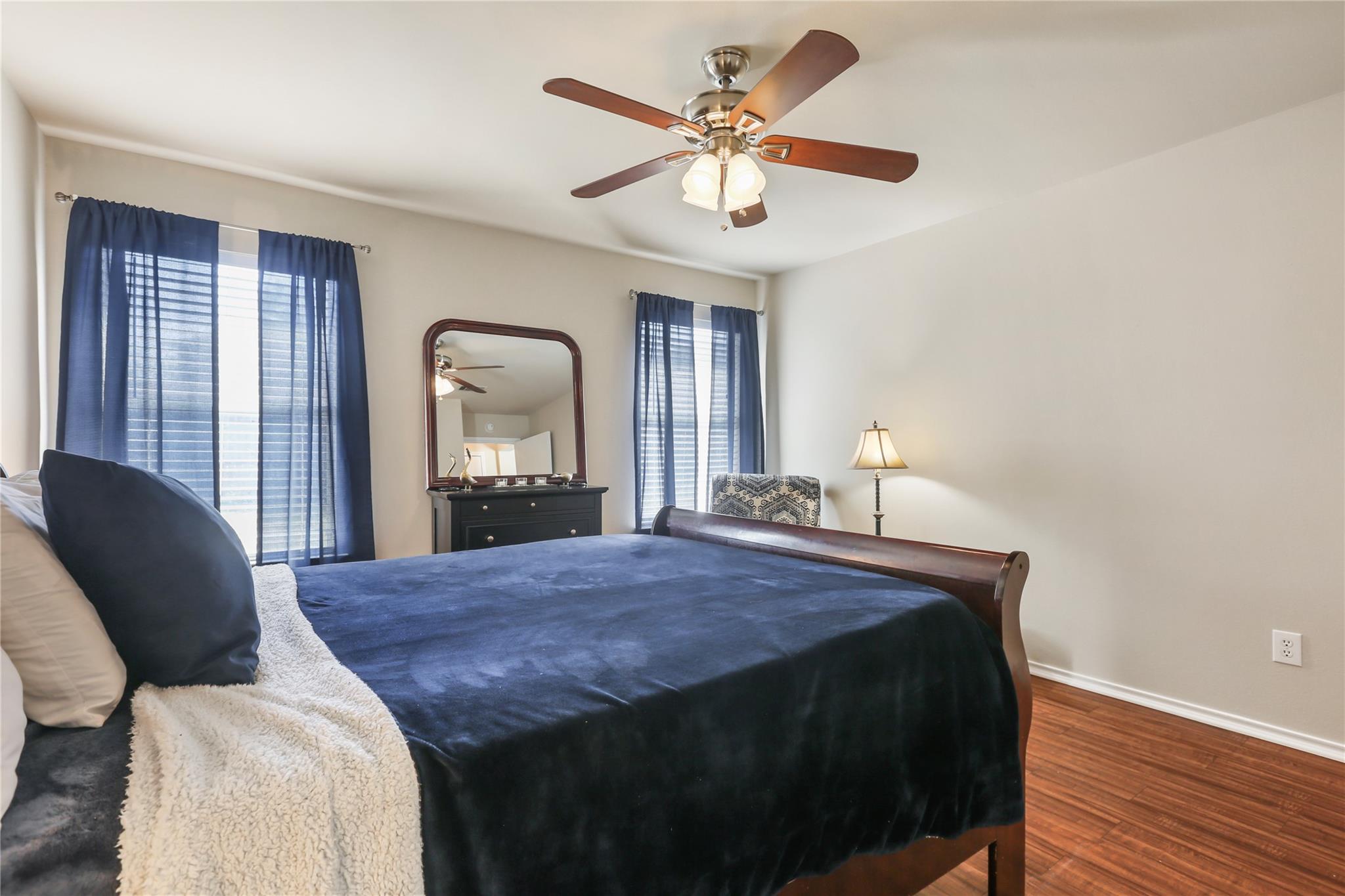 906 Brook Meadow Cv, Georgetown, TX 78626