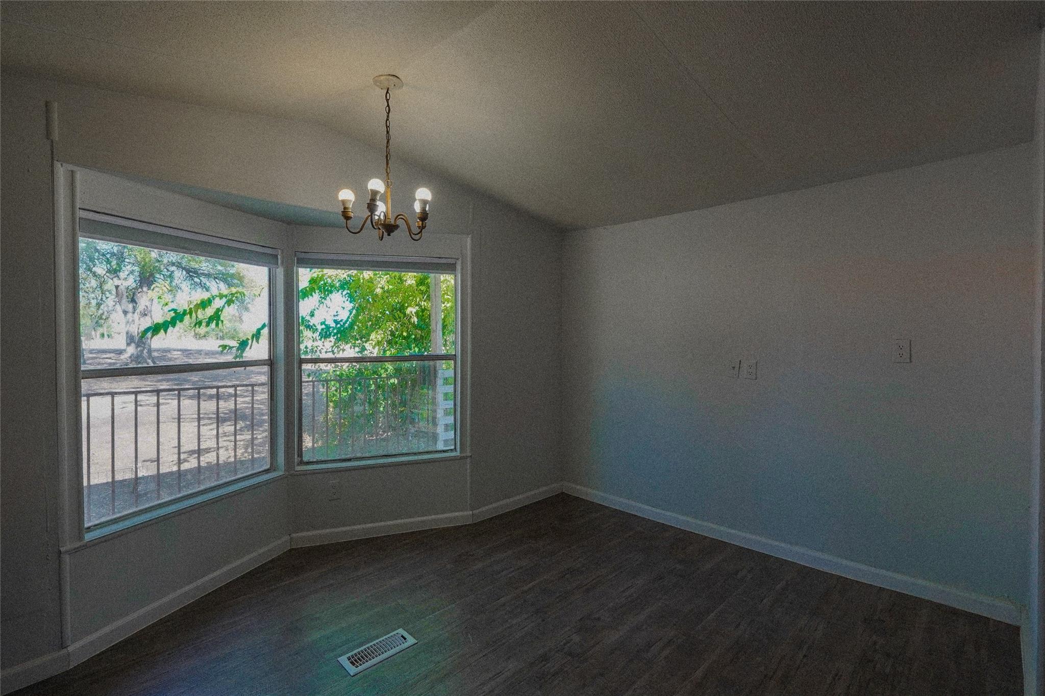 155 5th St, Maxwell, TX 78656