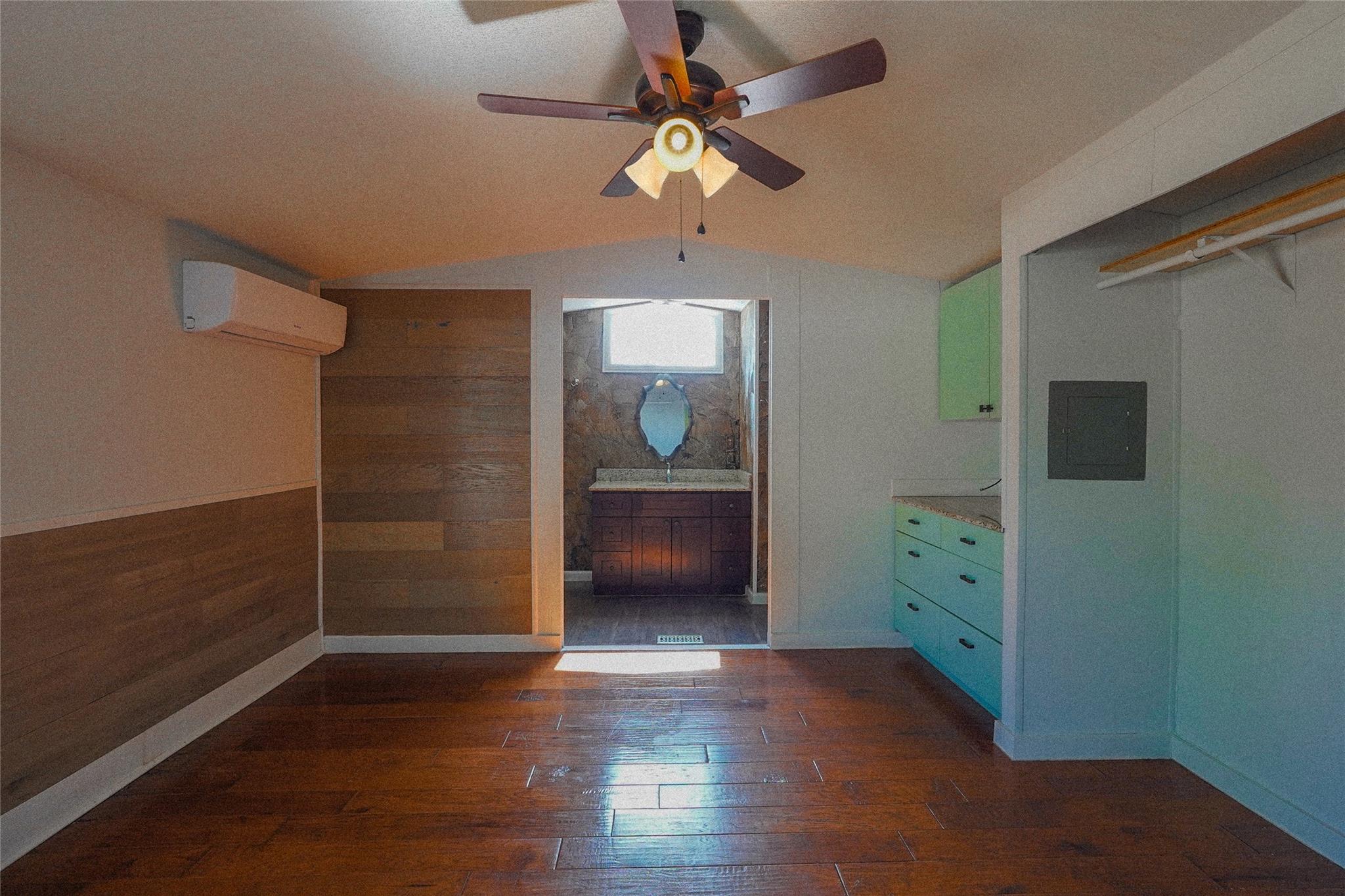 155 5th St, Maxwell, TX 78656