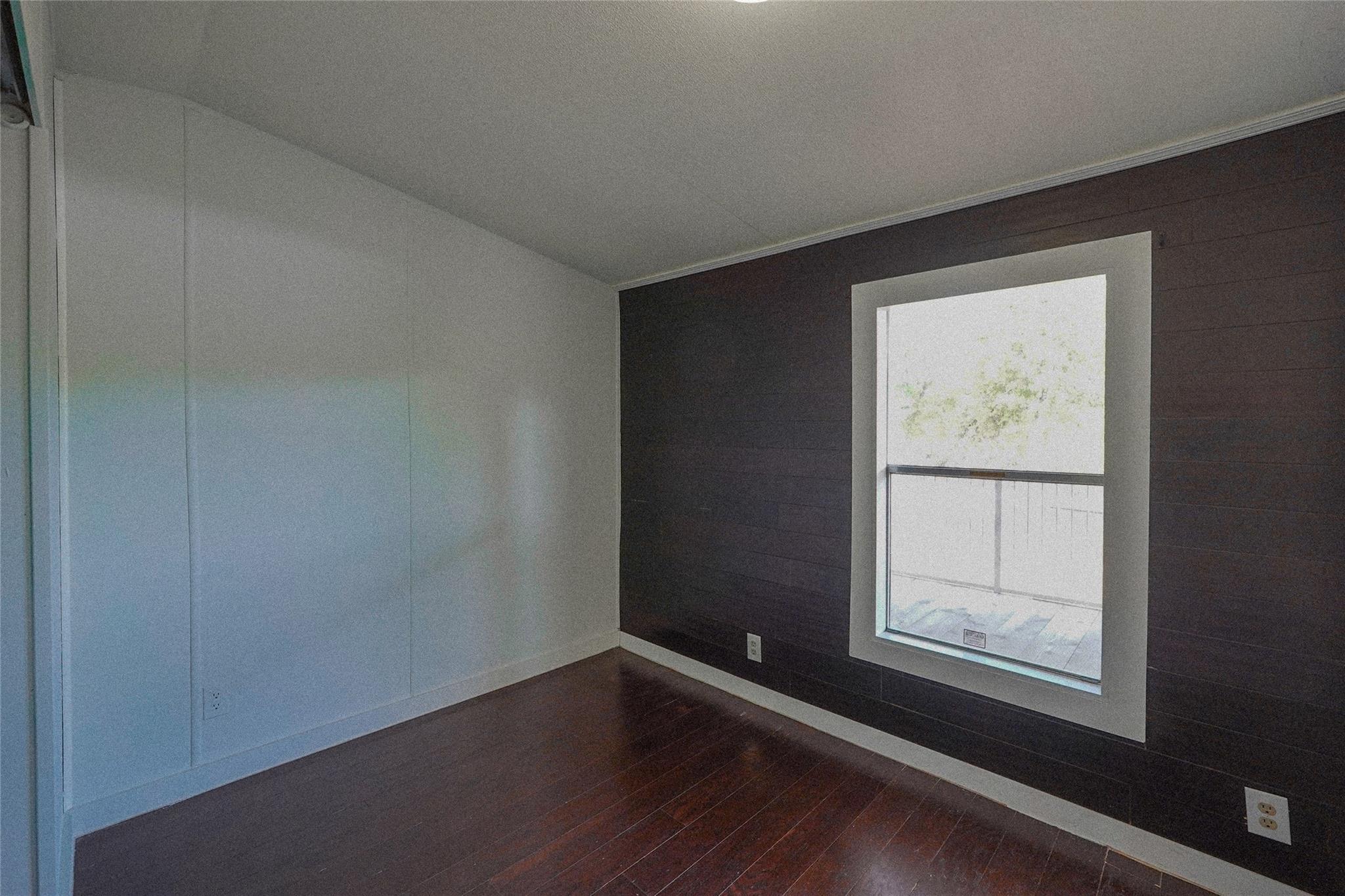 155 5th St, Maxwell, TX 78656