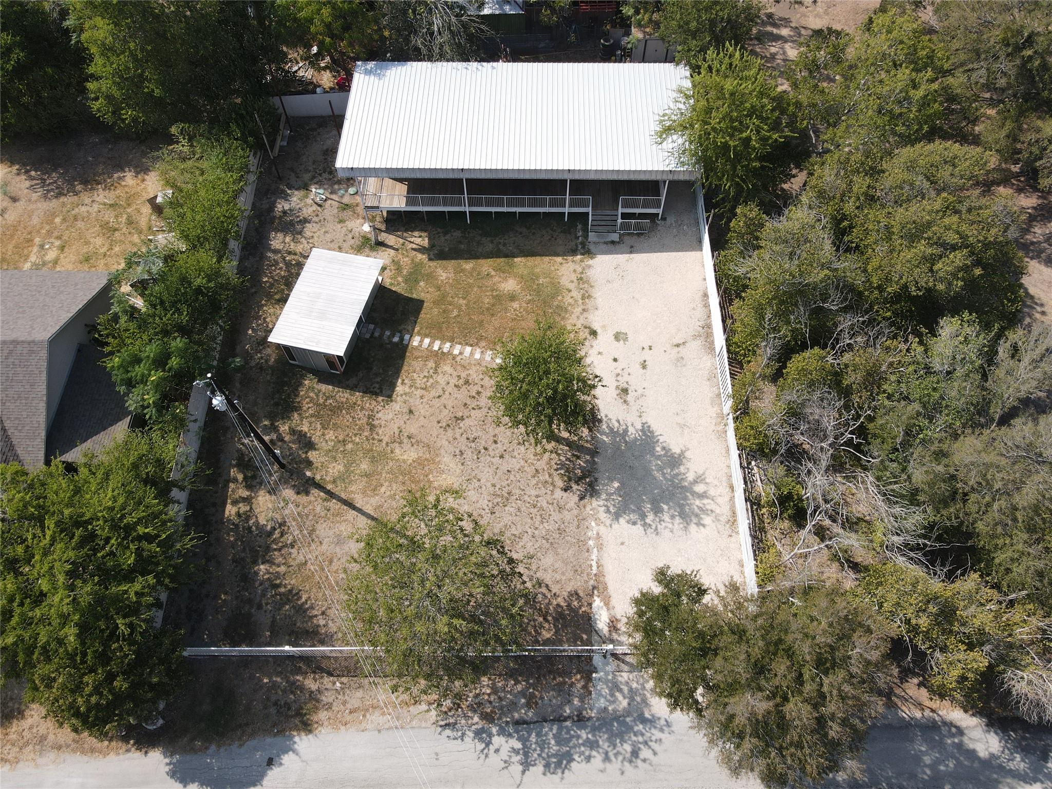 155 5th St, Maxwell, TX 78656