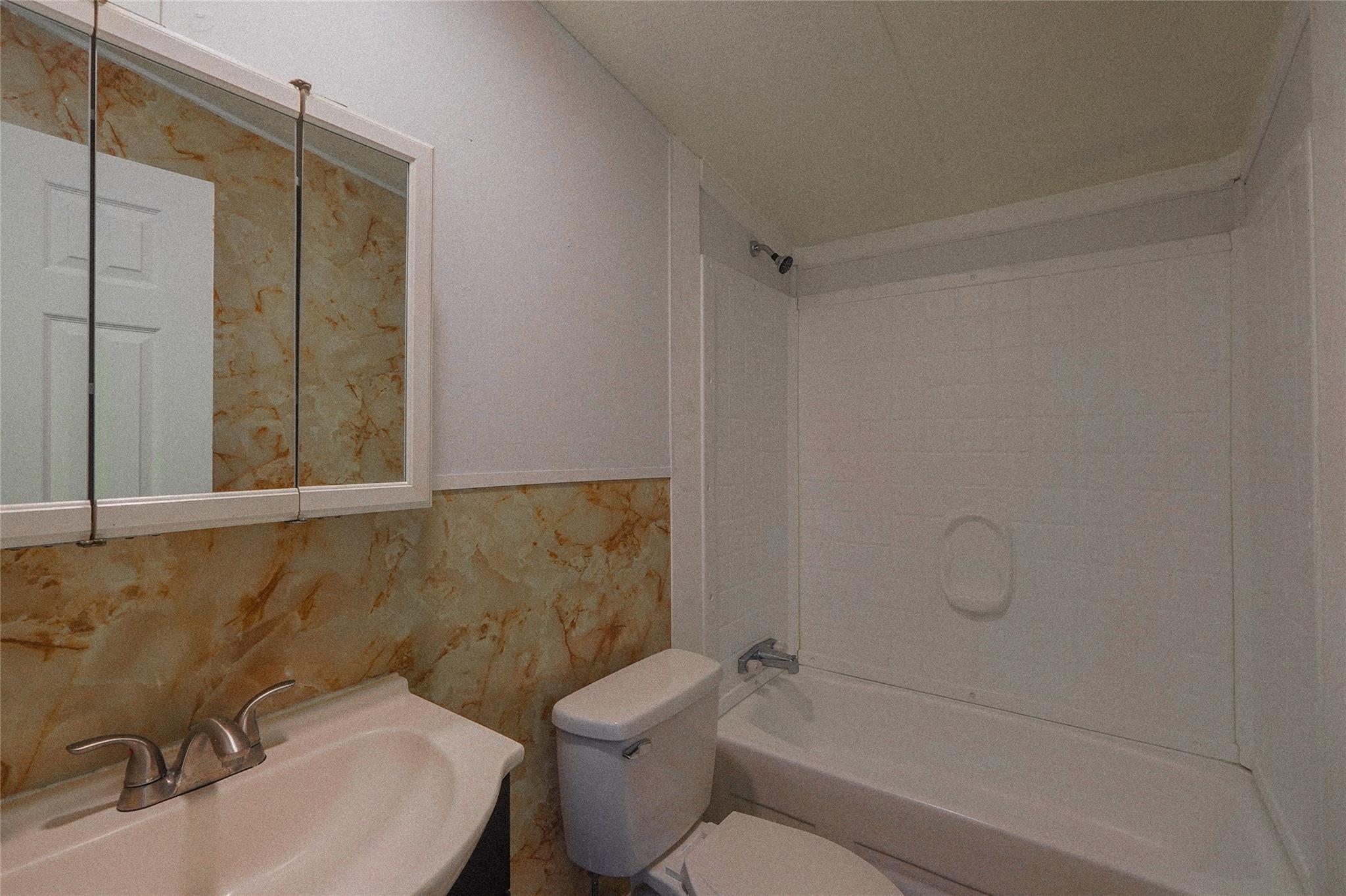 155 5th St, Maxwell, TX 78656