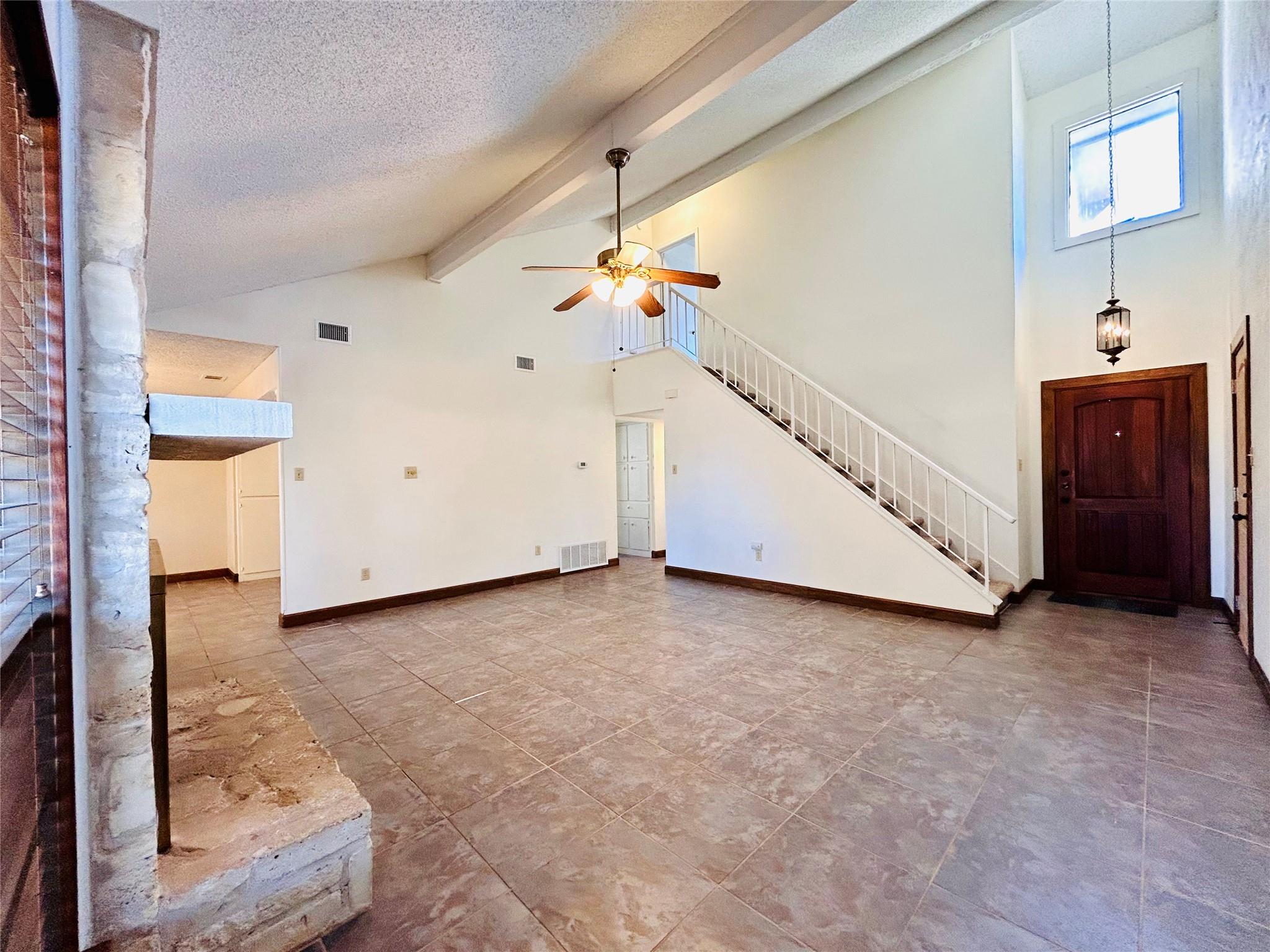 11300 MAIDENSTONE Dr, Austin, TX 78759