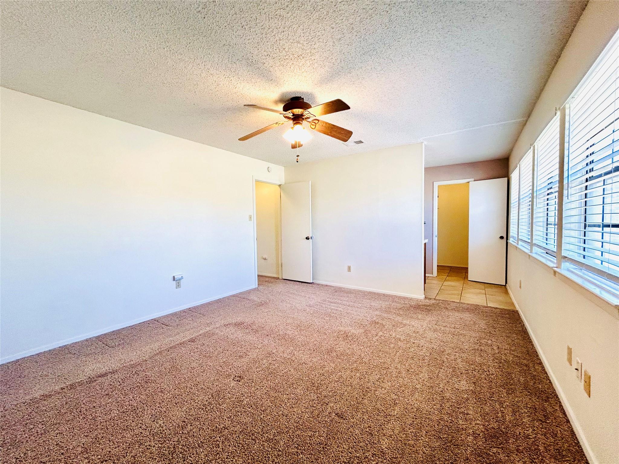 11300 MAIDENSTONE Dr, Austin, TX 78759