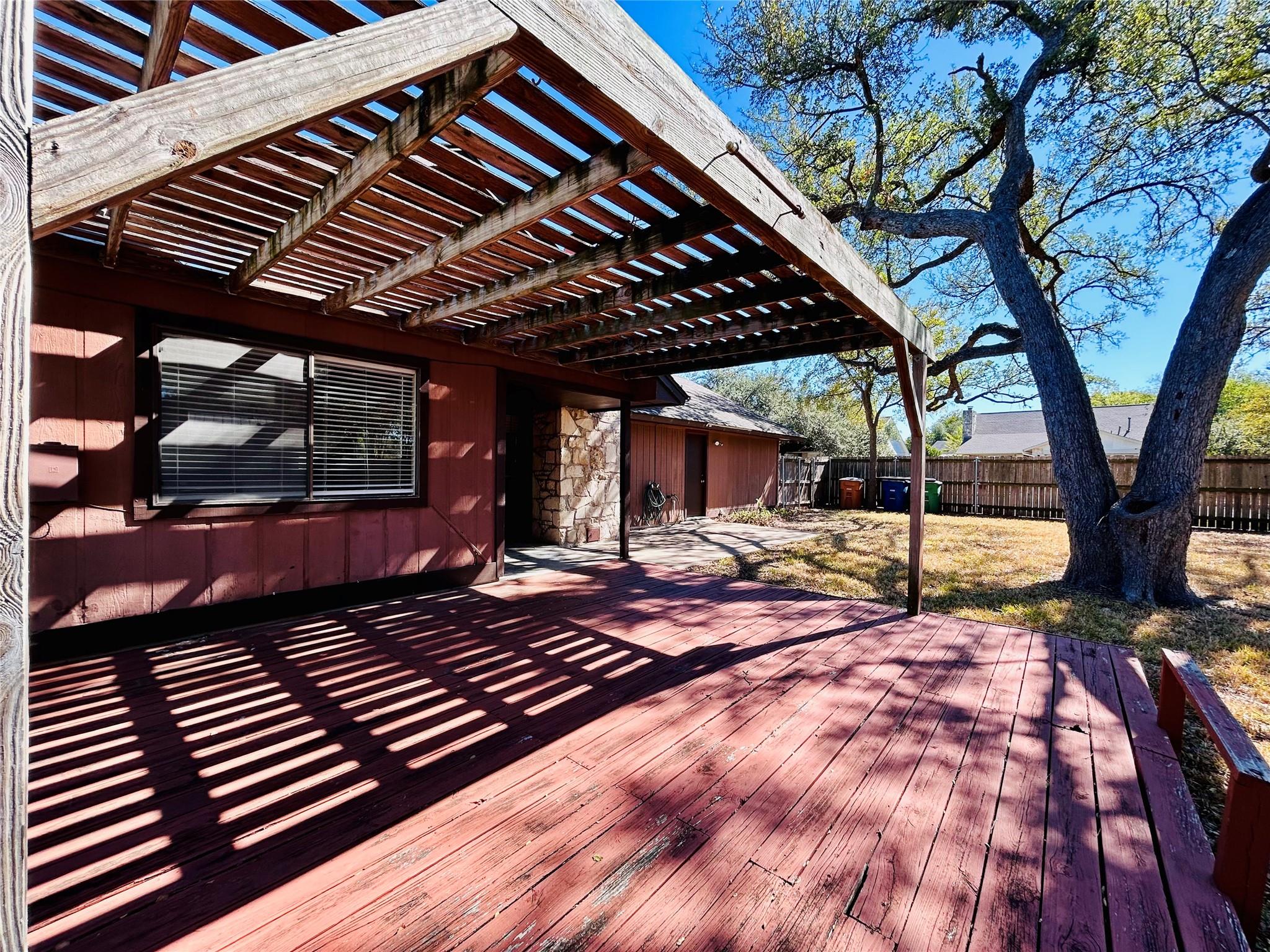 11300 MAIDENSTONE Dr, Austin, TX 78759