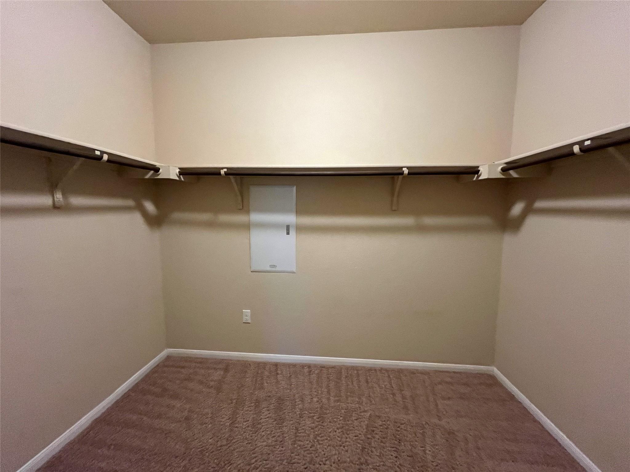 501 Cibolo Creek Dr, Kyle, TX 78640