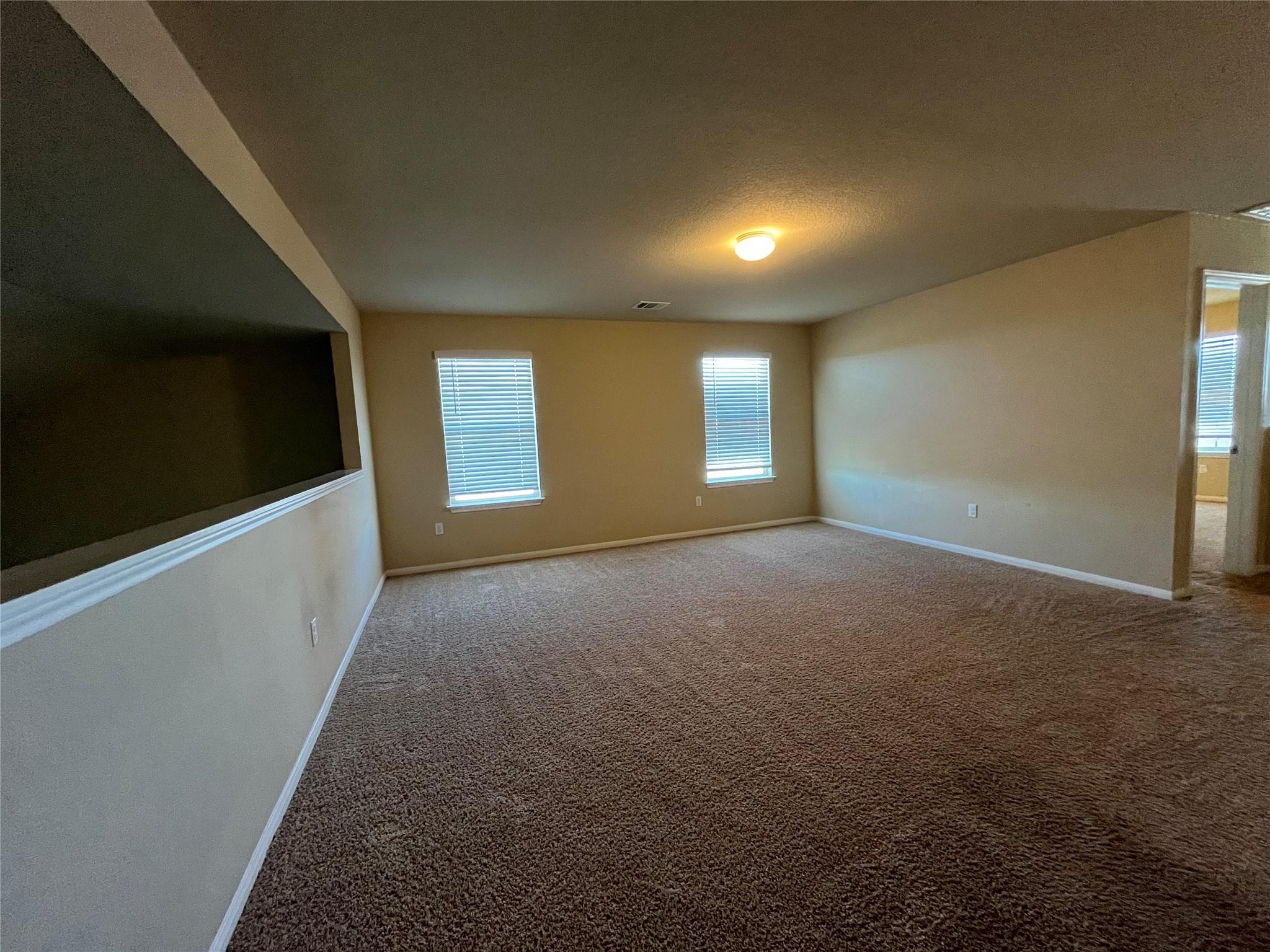 501 Cibolo Creek Dr, Kyle, TX 78640