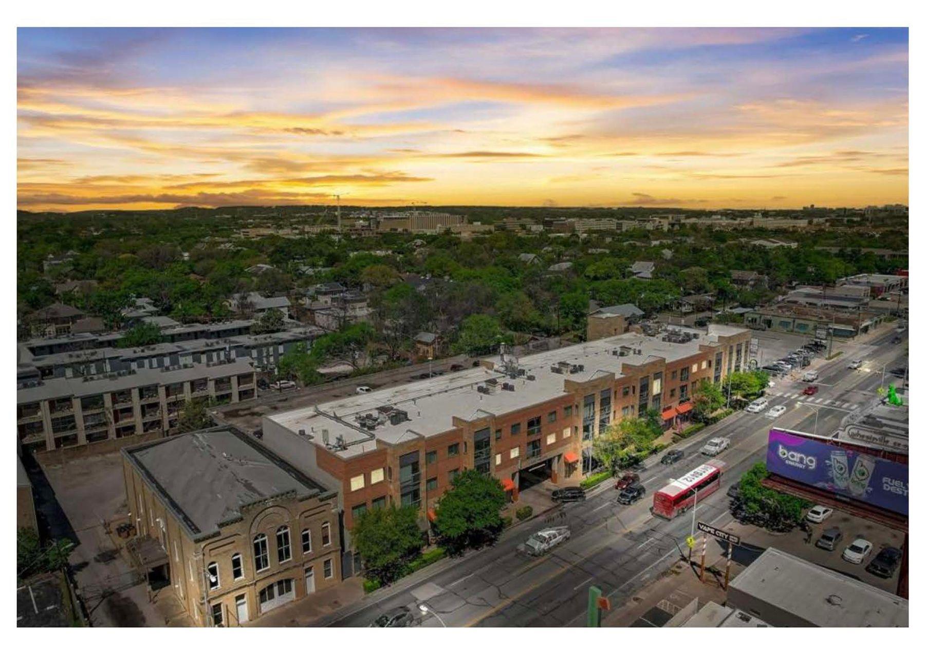 3016 Guadalupe St # 303, Austin, TX 78705