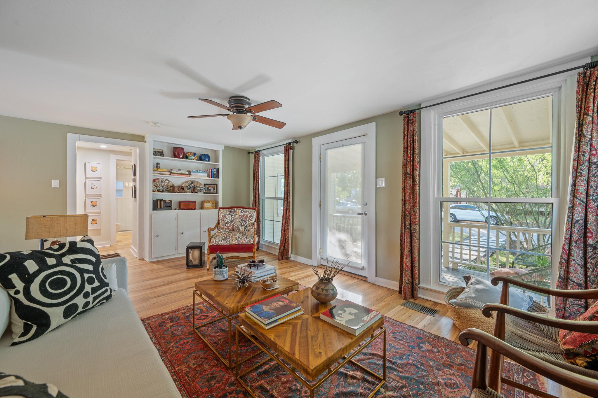 5403 AVENUE H Ave, Austin, TX 78751