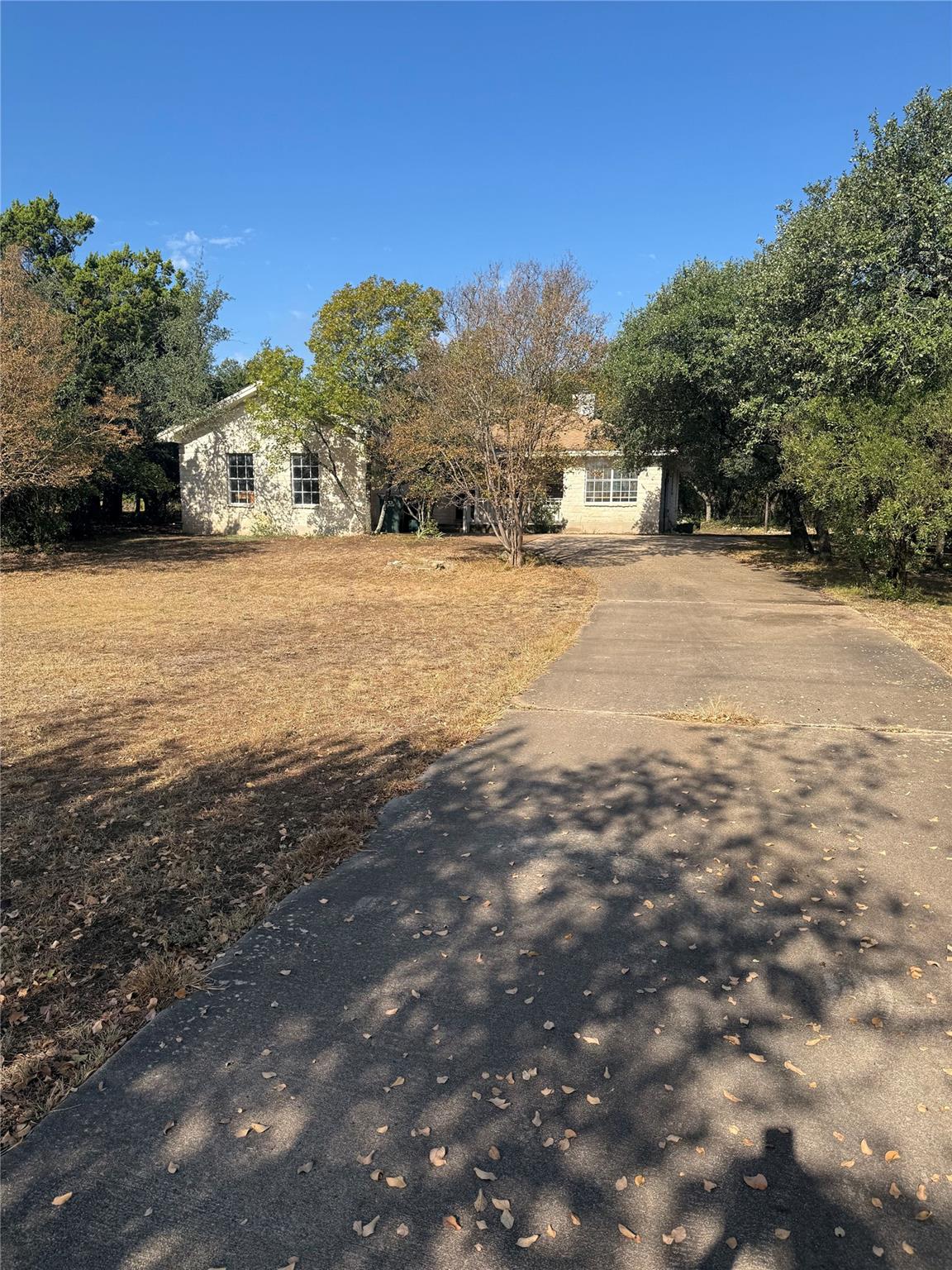 106 Retha Dr, Dripping Springs, TX 78620