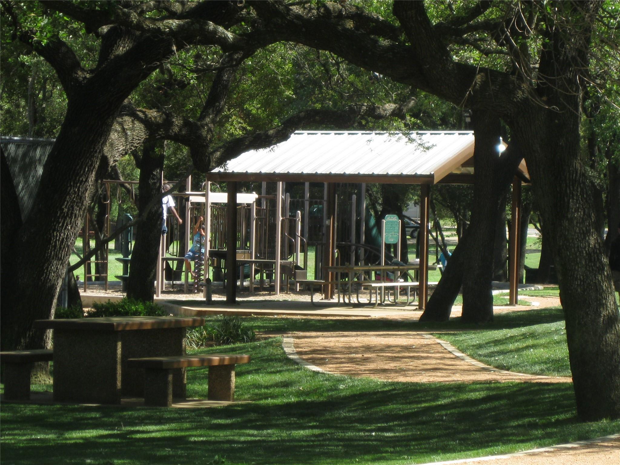 7914 Luling Ln, Austin, TX 78729