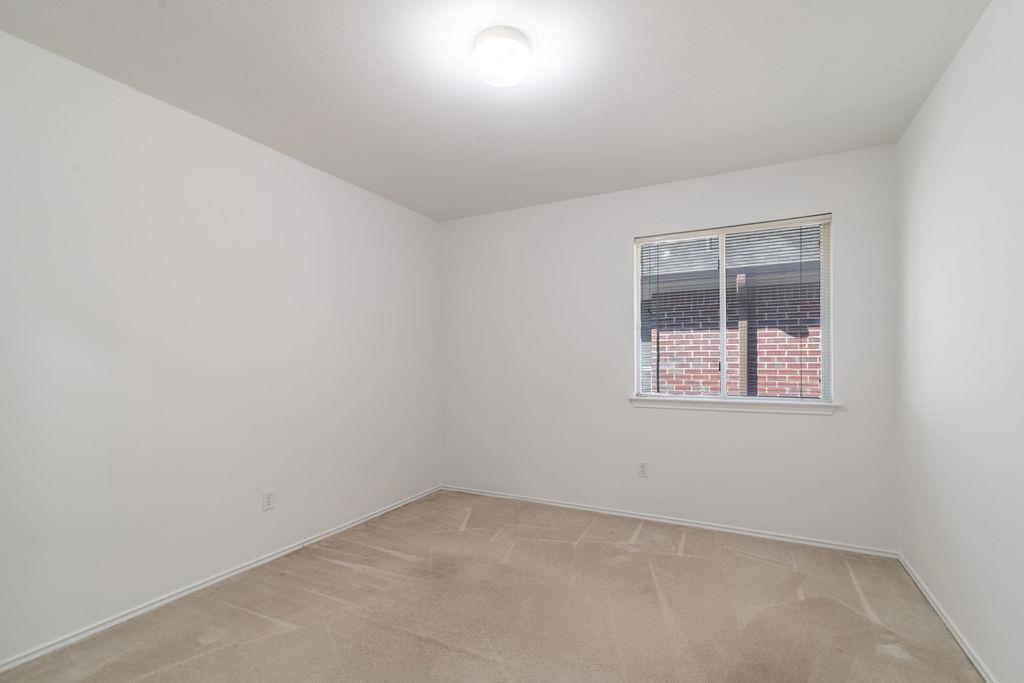 7914 Luling Ln, Austin, TX 78729