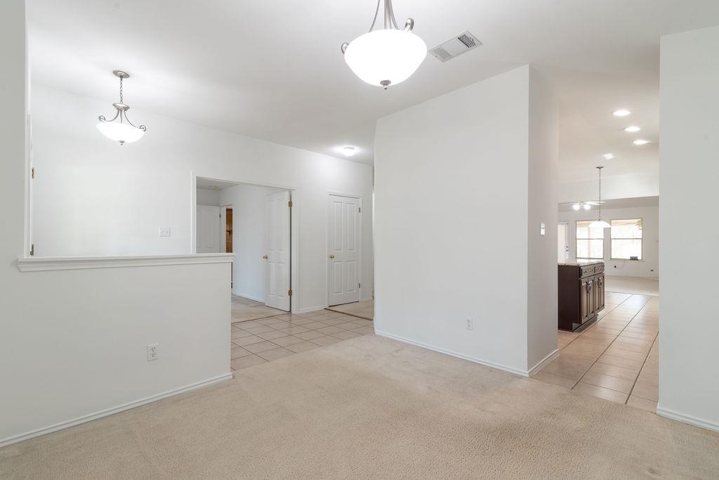 7914 Luling Ln, Austin, TX 78729