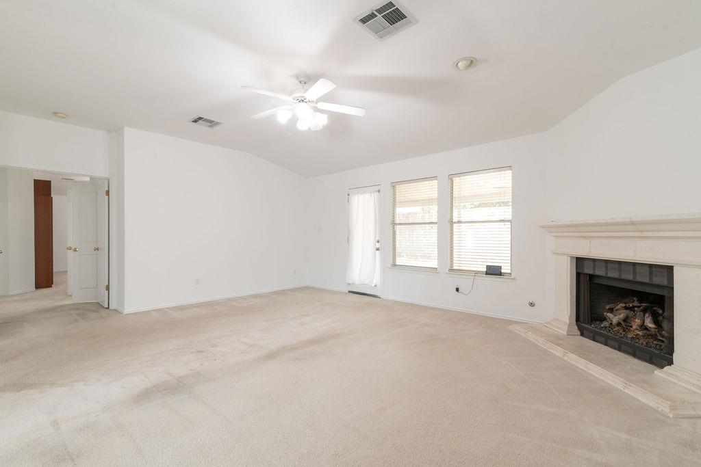 7914 Luling Ln, Austin, TX 78729