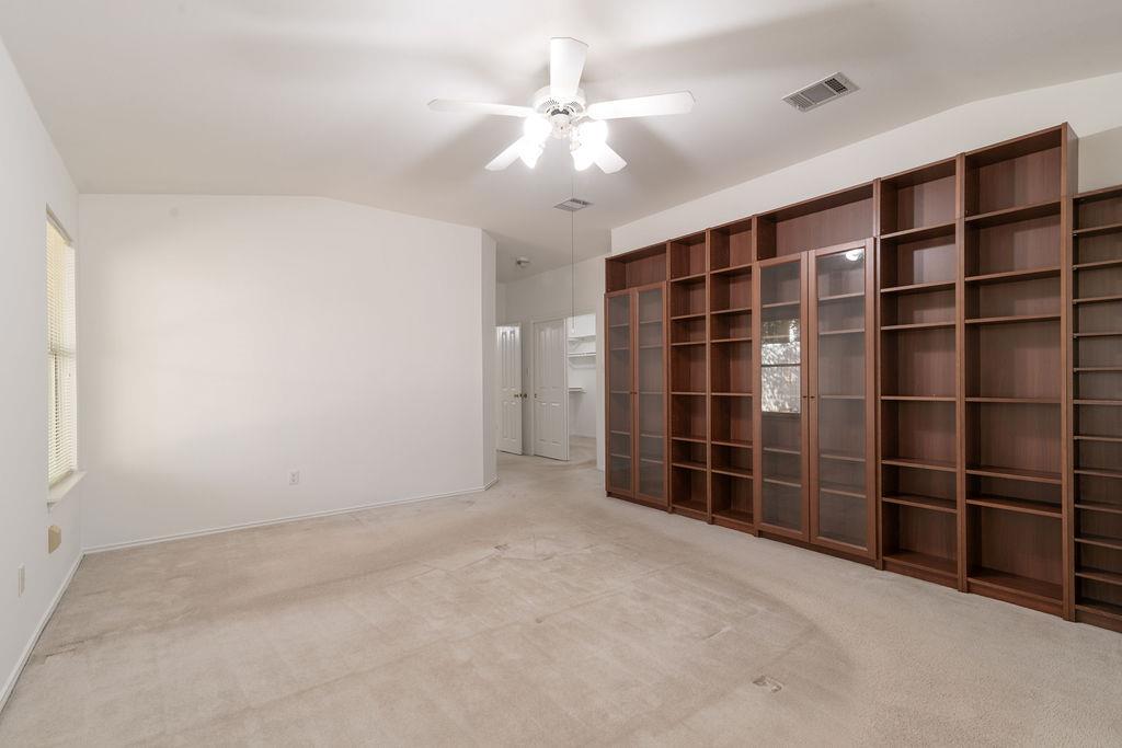 7914 Luling Ln, Austin, TX 78729