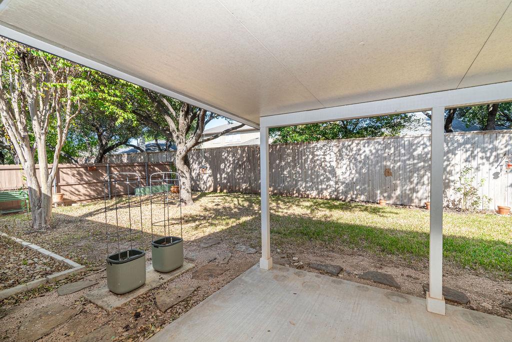 7914 Luling Ln, Austin, TX 78729