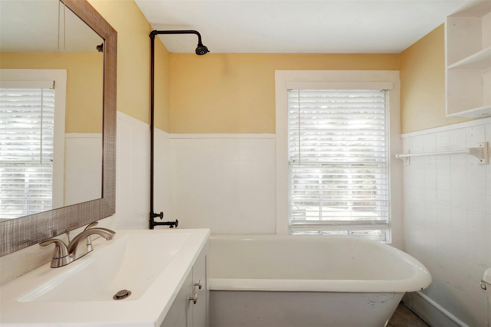 1401 Windsor Rd, Austin, TX 78703