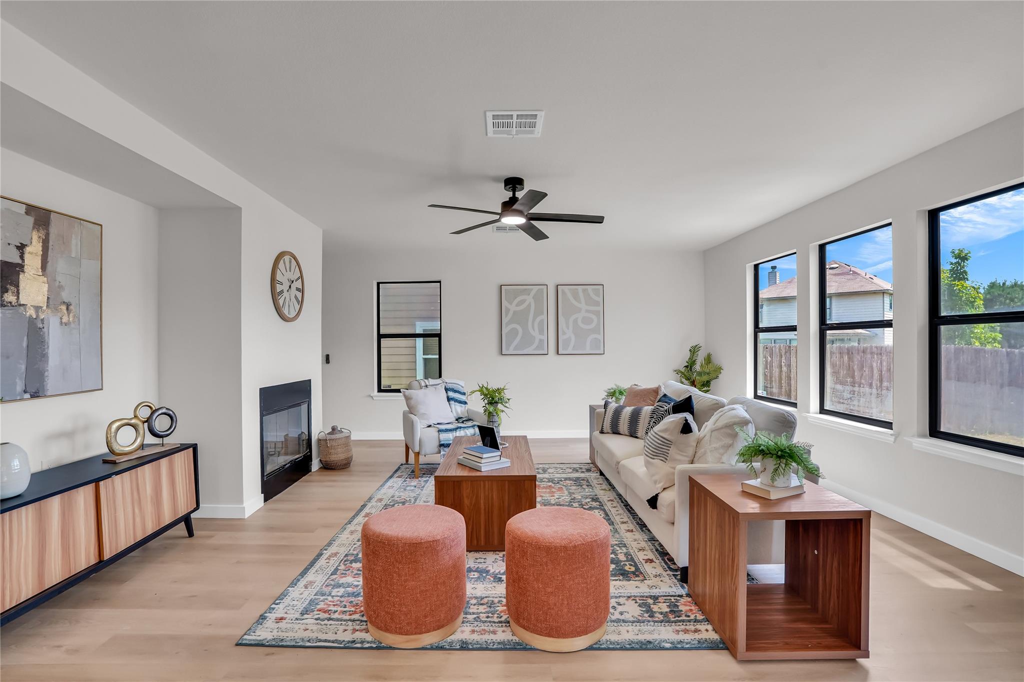 8921 Norwich Castle, Austin, TX 78747