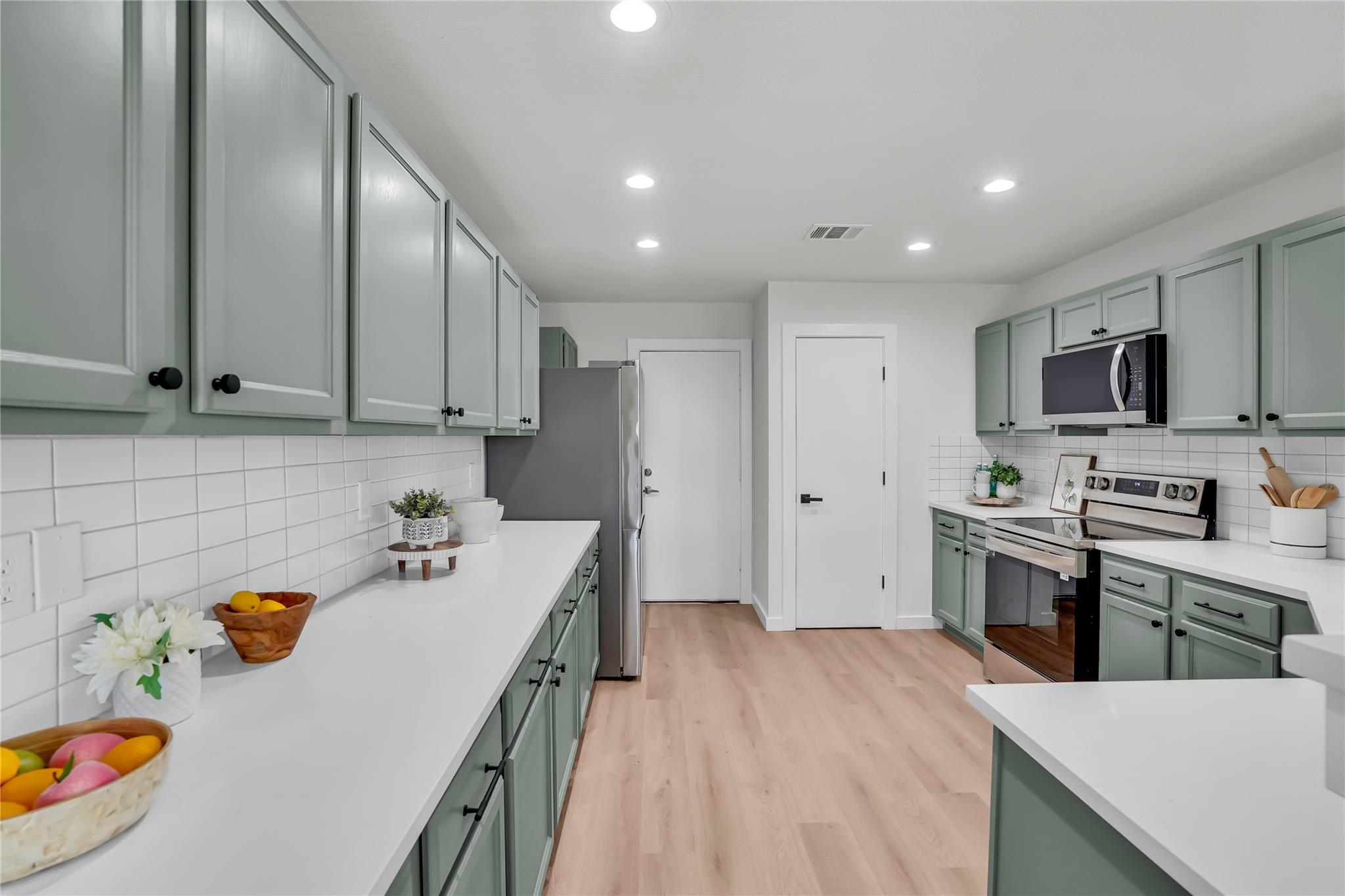 8921 Norwich Castle, Austin, TX 78747