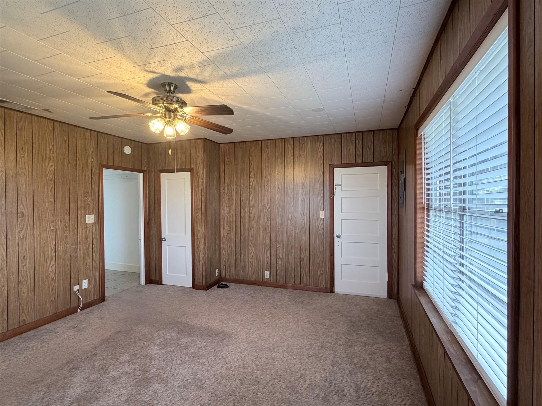 500 Greasy Bnd, Smithville, TX 78957