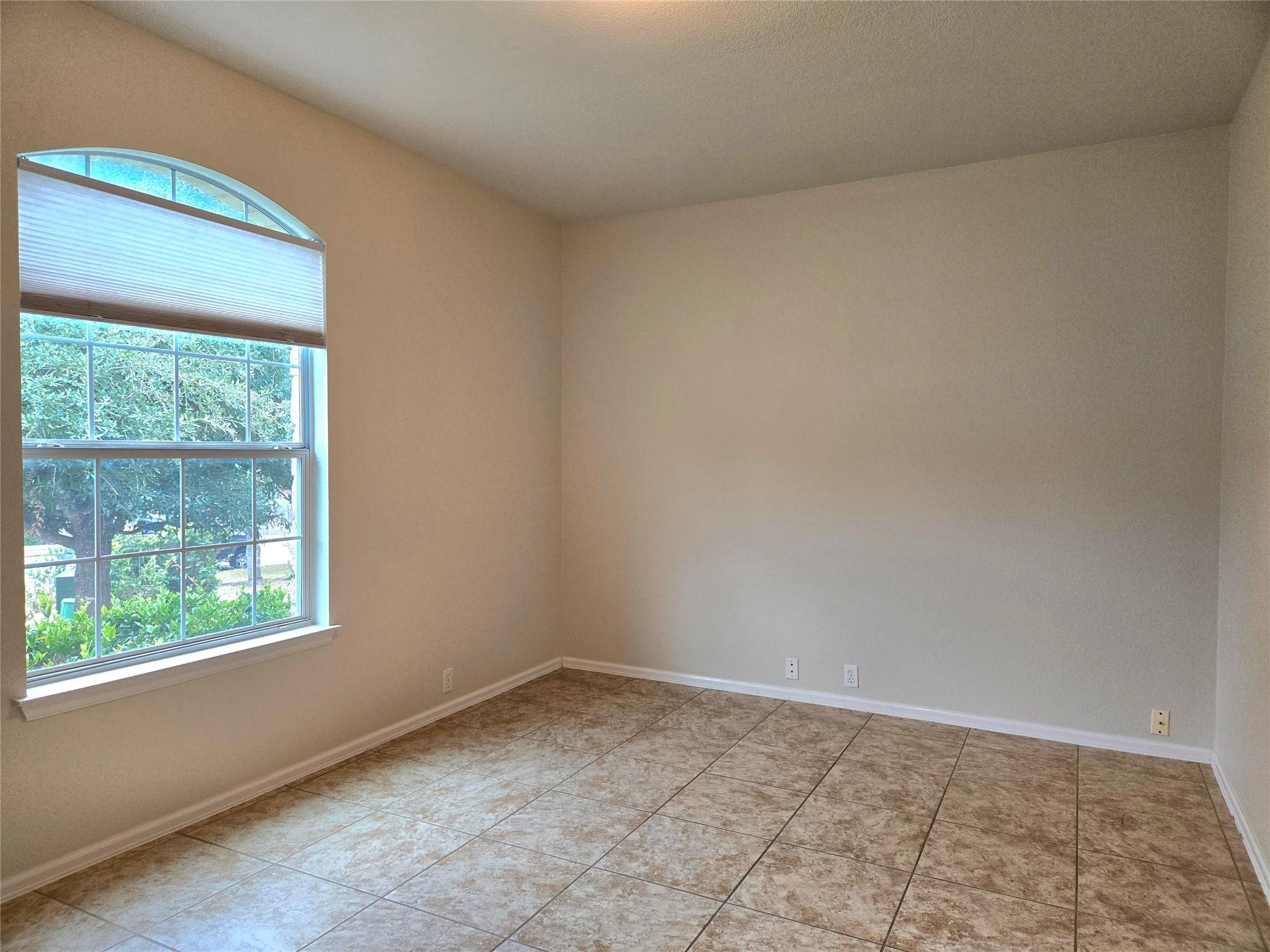 143 Wild Turkey Cv, Austin, TX 78737