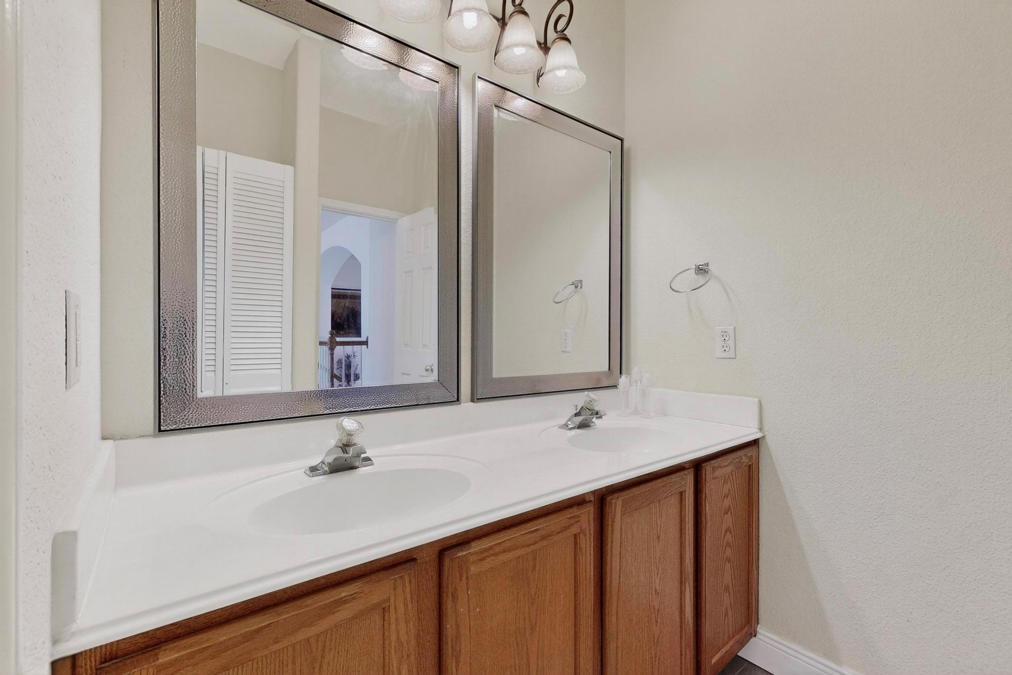 908 Cashew Ln, Cedar Park, TX 78613