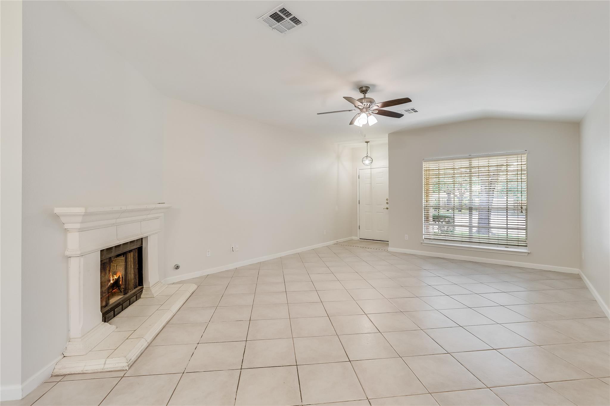 2204 Joshua Cv, Round Rock, TX 78665