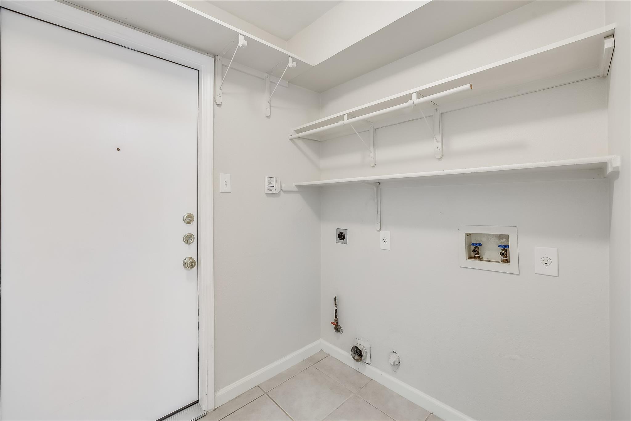 2204 Joshua Cv, Round Rock, TX 78665