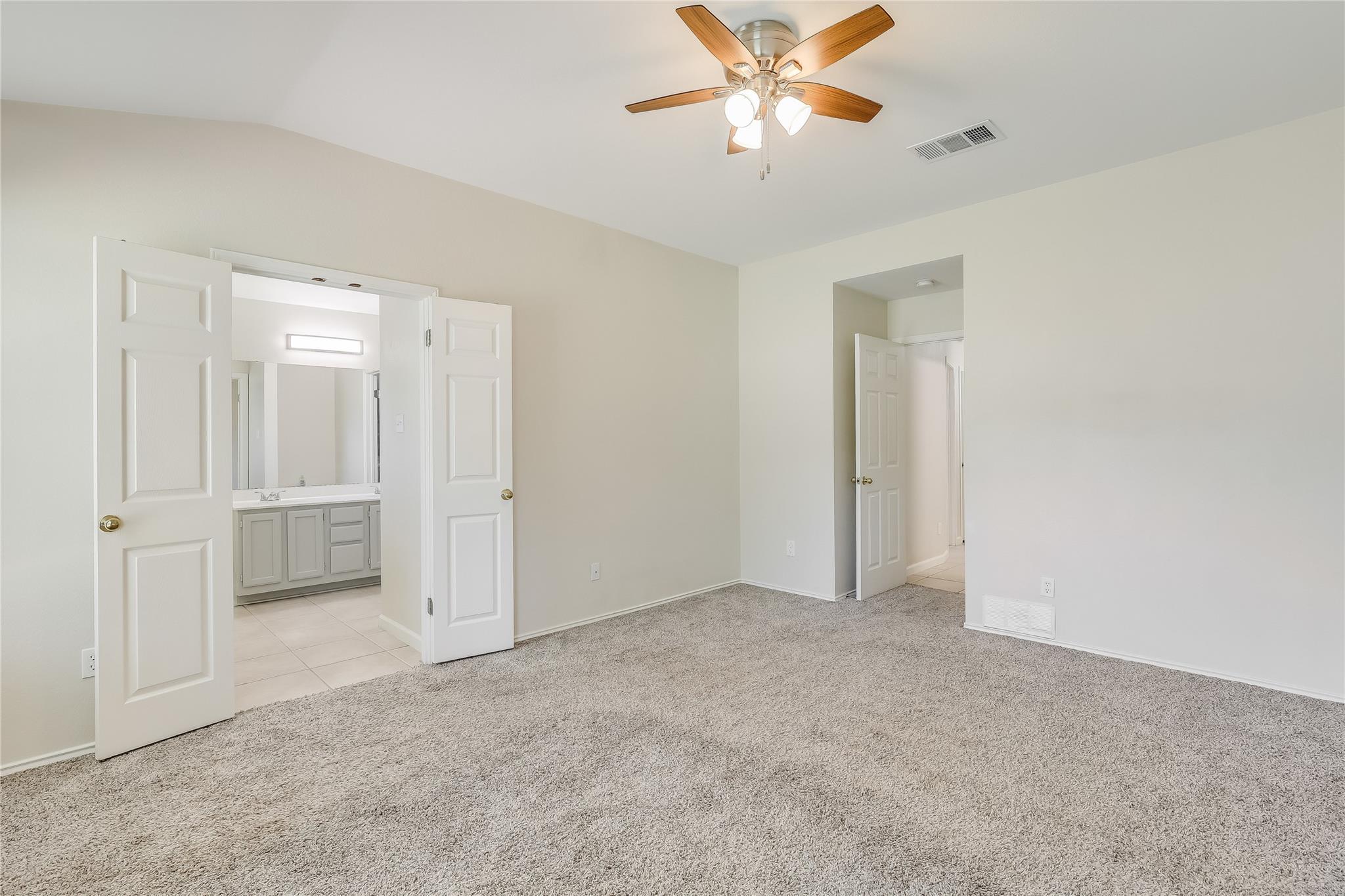 2204 Joshua Cv, Round Rock, TX 78665