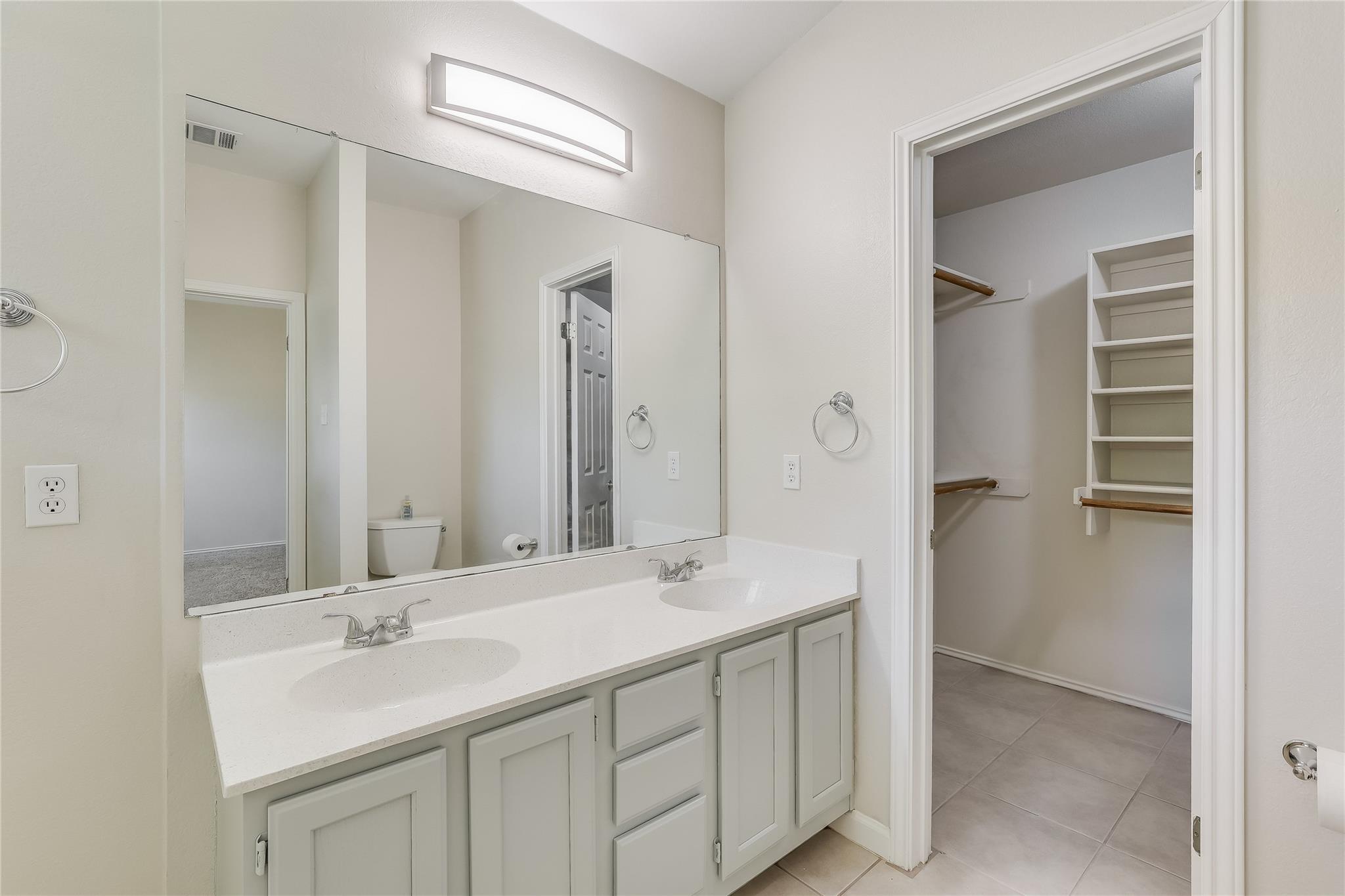 2204 Joshua Cv, Round Rock, TX 78665