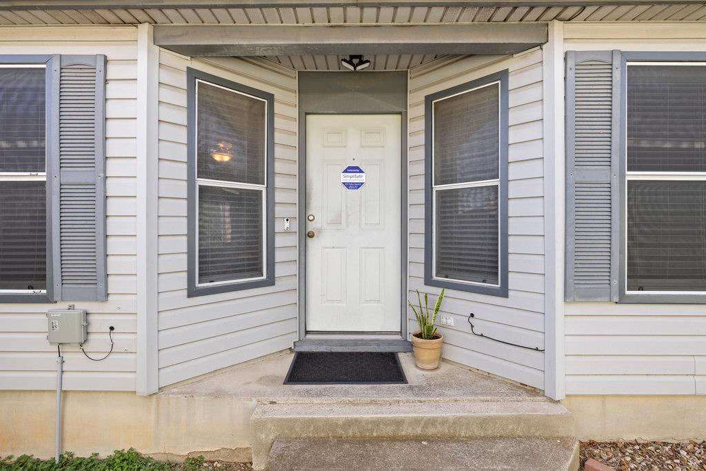 1700 Taron Dr, Round Rock, TX 78681