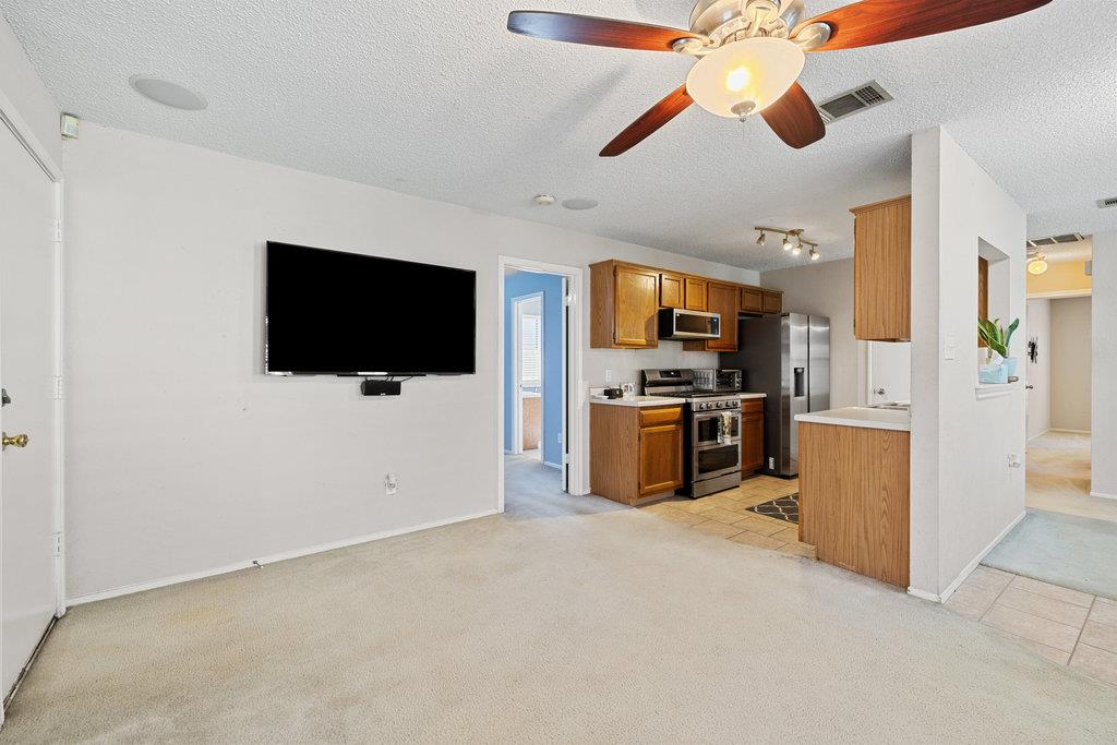 1700 Taron Dr, Round Rock, TX 78681