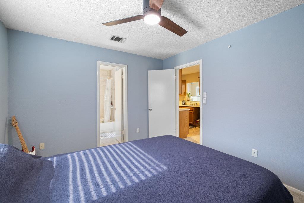 1700 Taron Dr, Round Rock, TX 78681