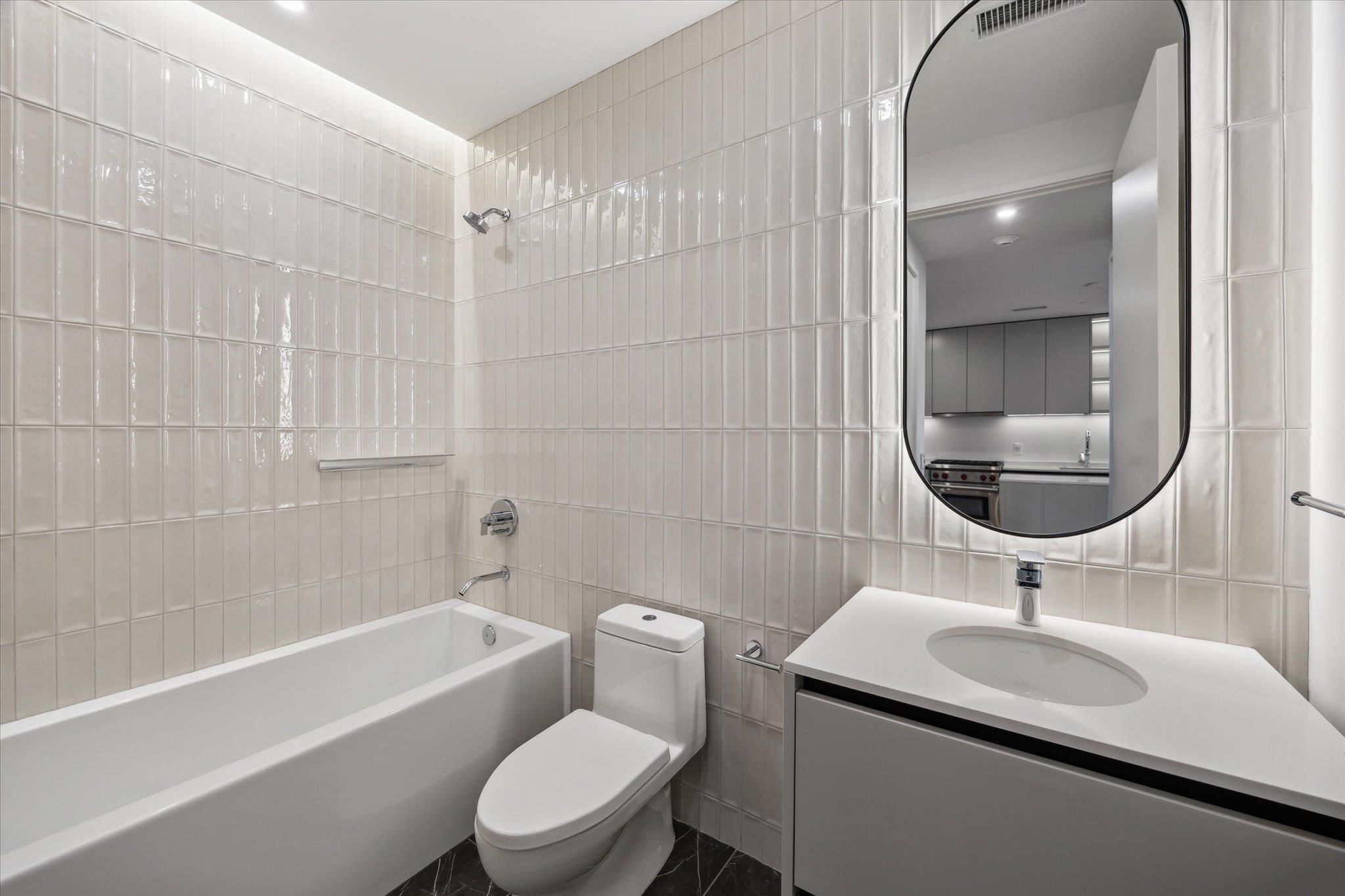 610 Davis St # 2304, Austin, TX 78701