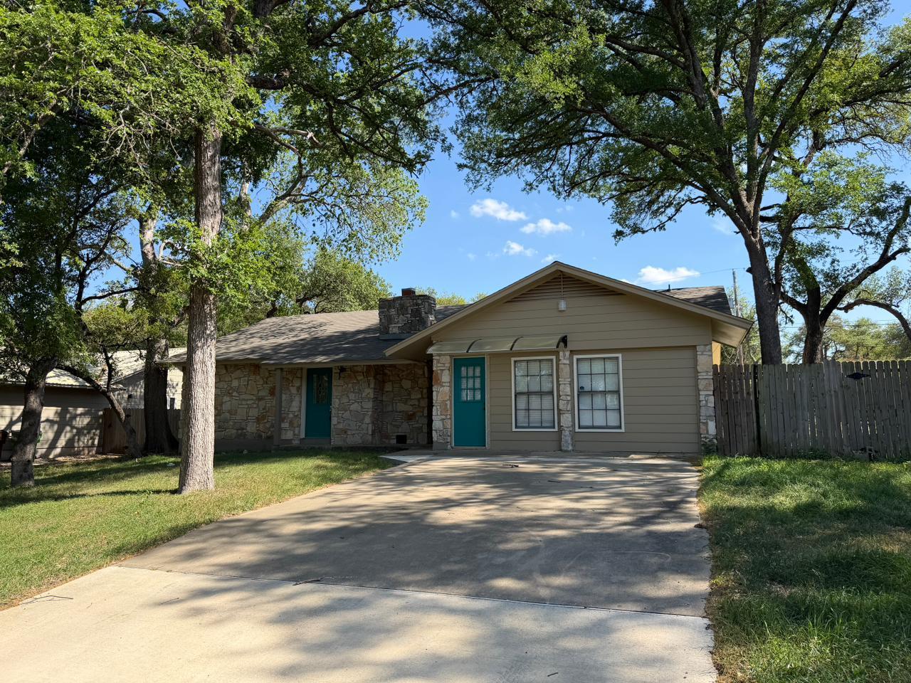 9405 NEWBERRY Dr # A, Austin, TX 78729