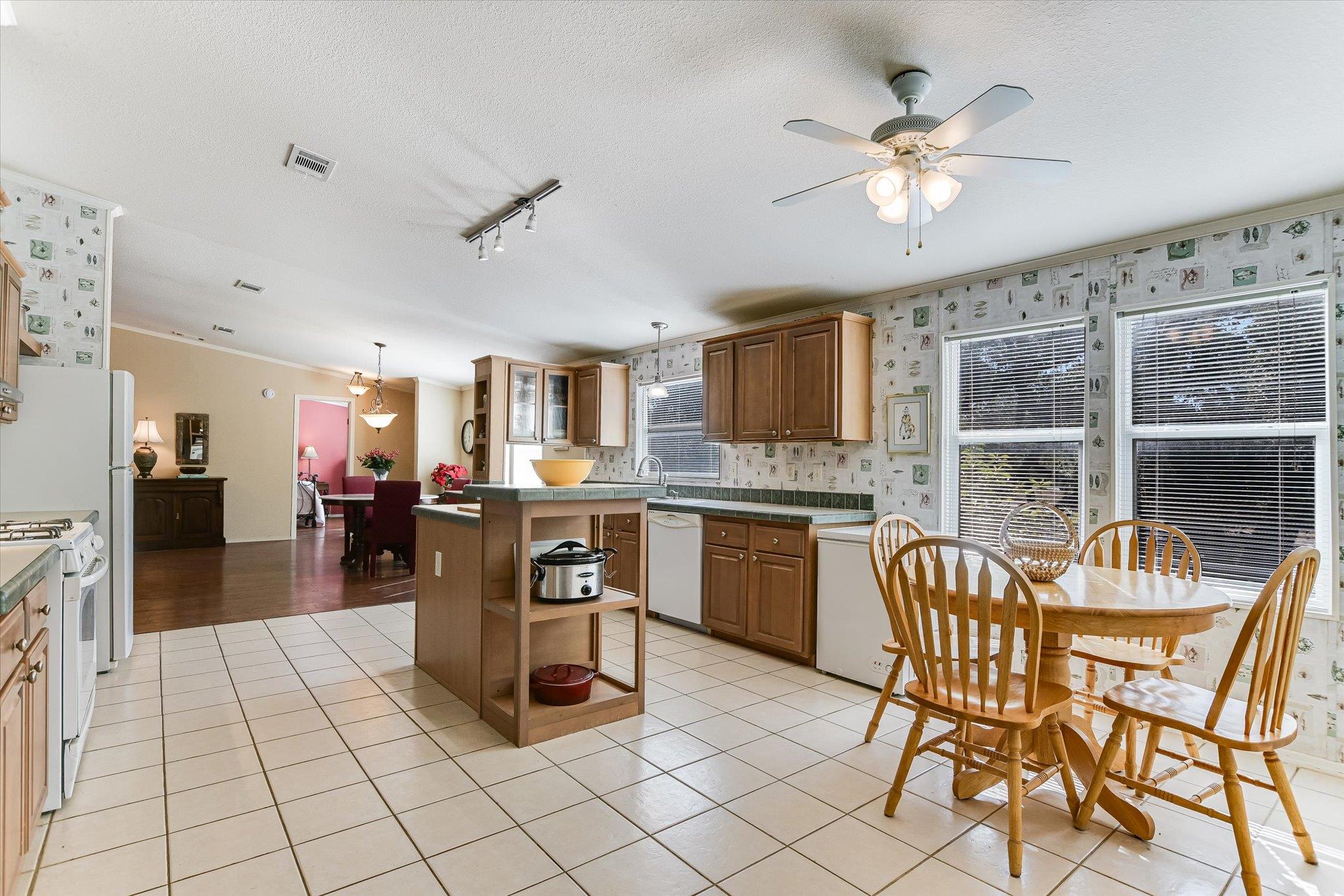 5300 Fischer Store Rd, Wimberley, TX 78676