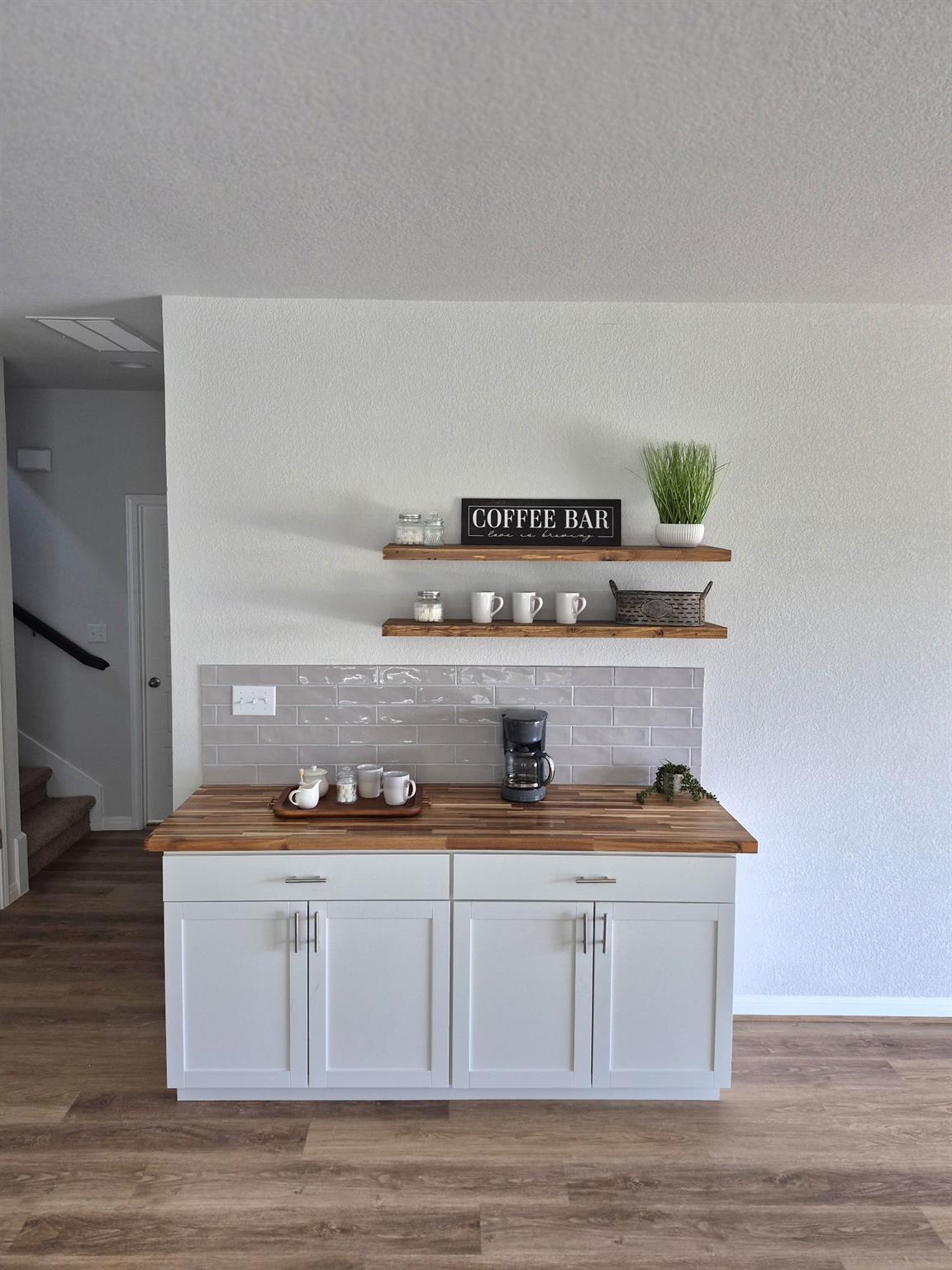 125 Wagon Spoke Way, Liberty Hill, TX 78642