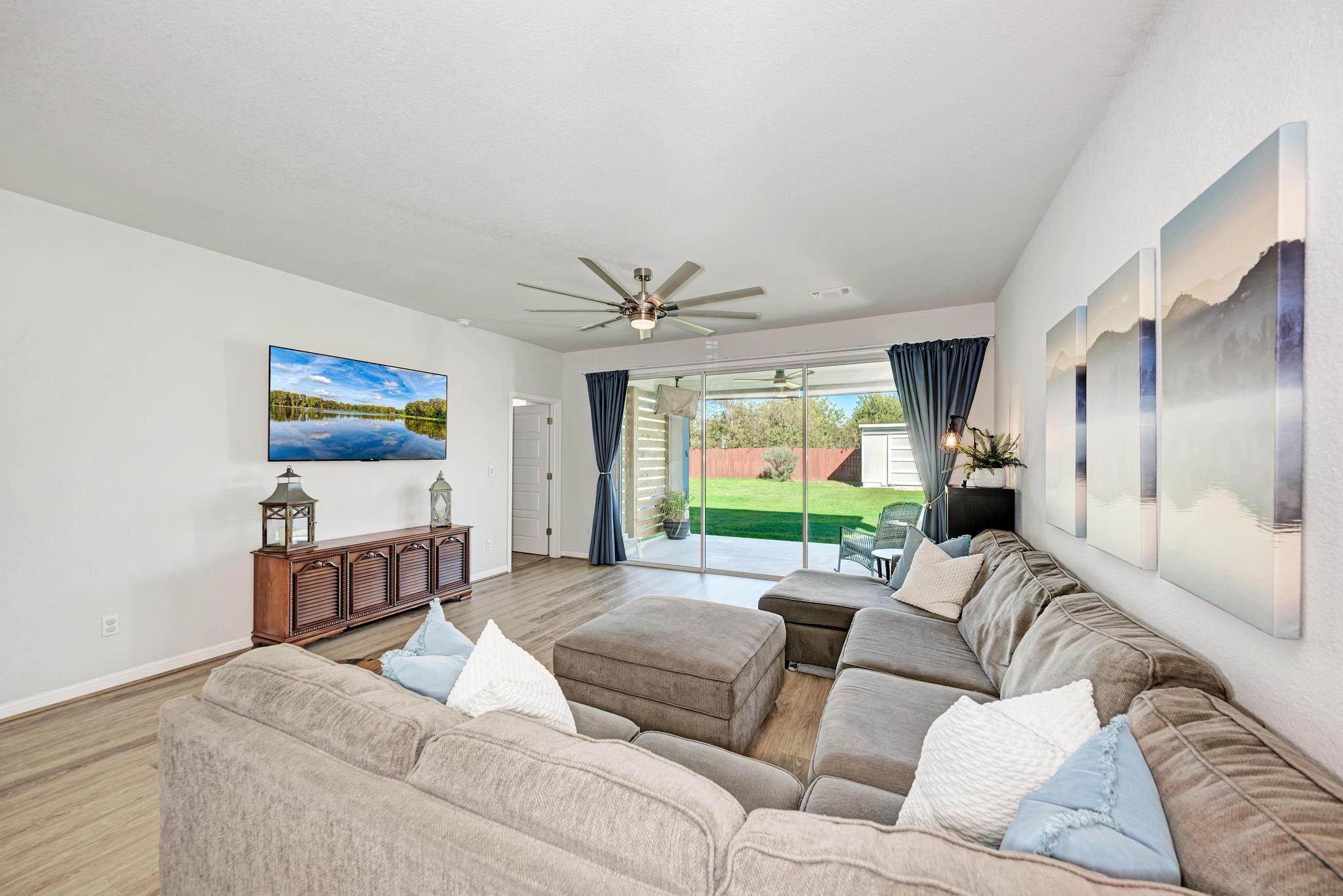 125 Wagon Spoke Way, Liberty Hill, TX 78642