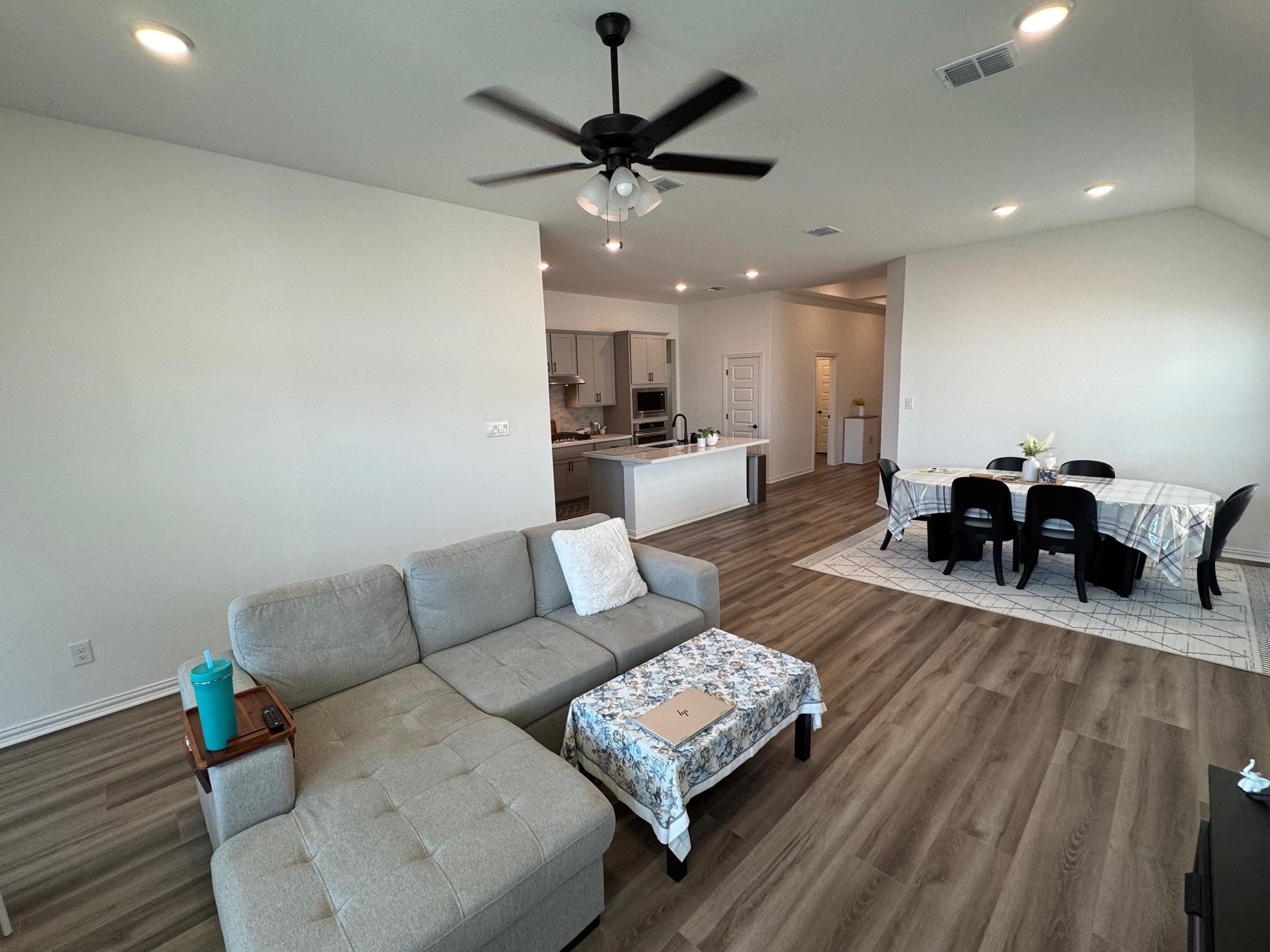 201 Dove Tree Dr, Buda, TX 78610