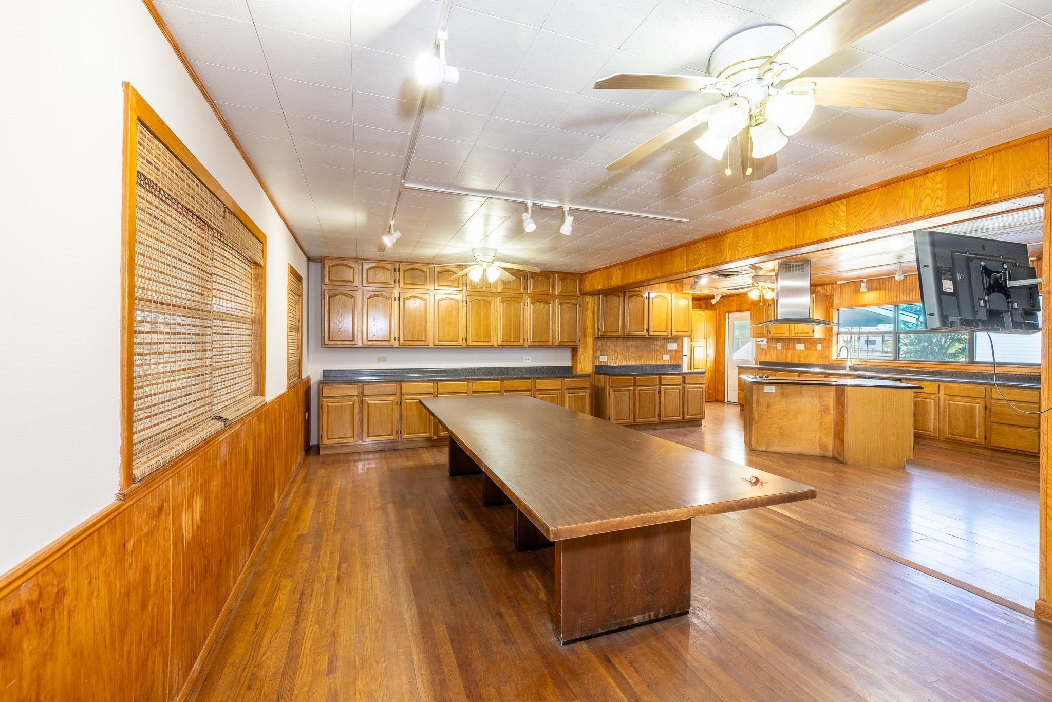 1724 Hickston St, Gonzales, TX 78629