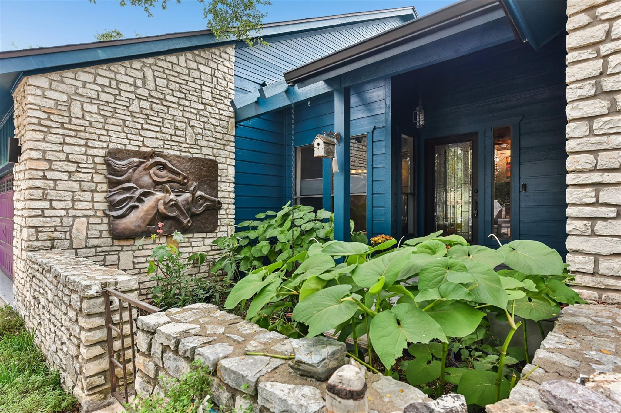 66 Woodcreek Dr, Wimberley, TX 78676