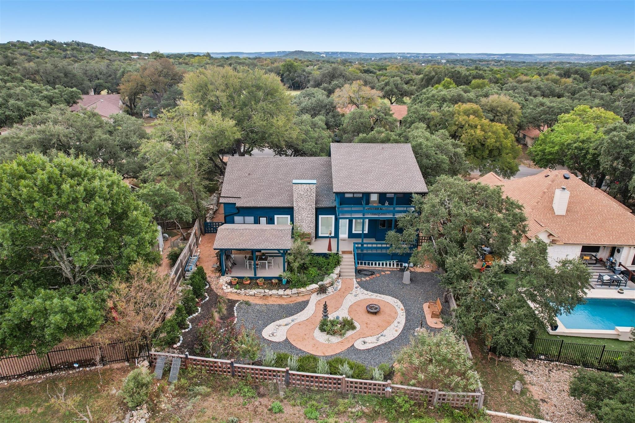 66 Woodcreek Dr, Wimberley, TX 78676