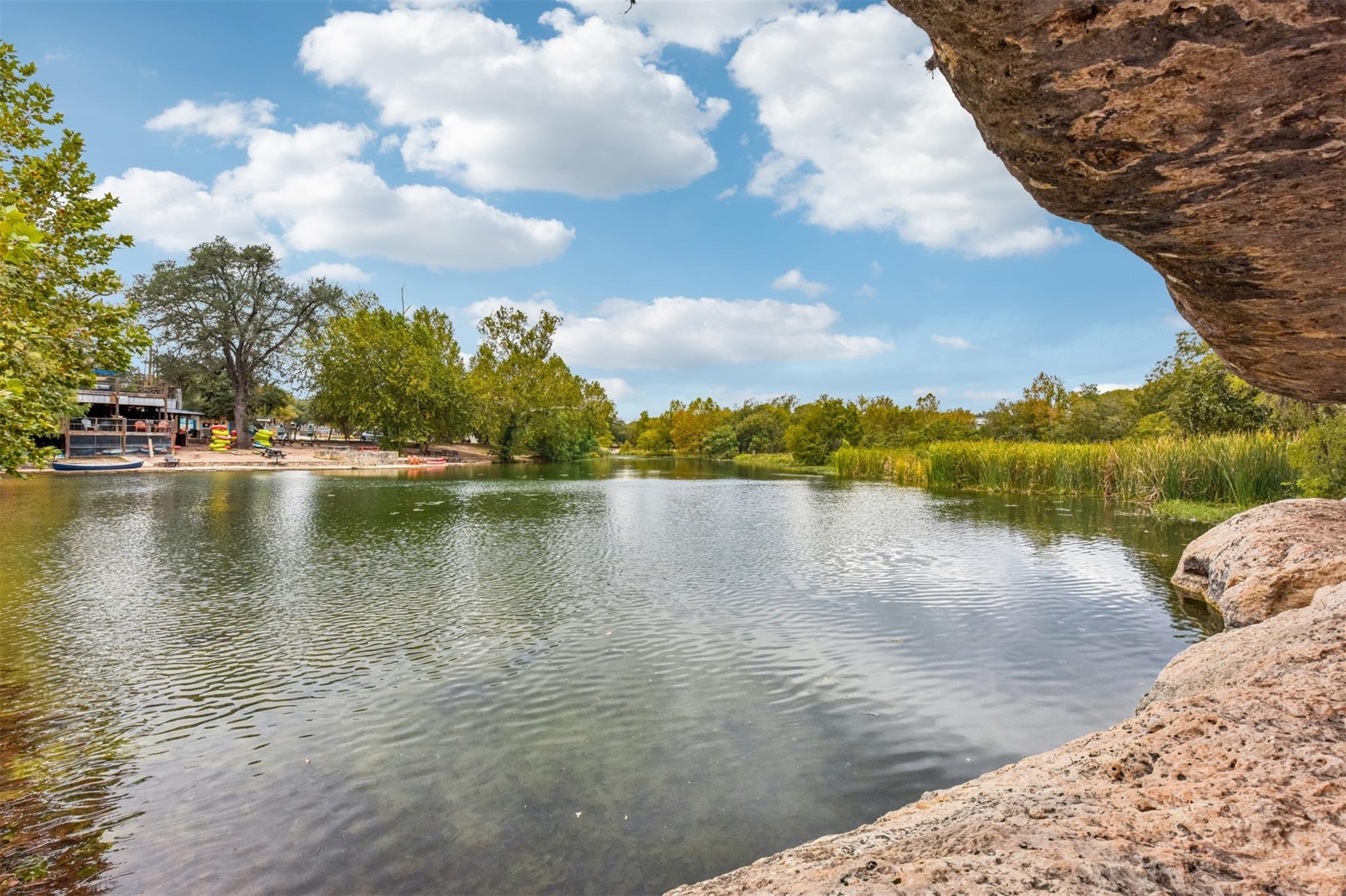 66 Woodcreek Dr, Wimberley, TX 78676