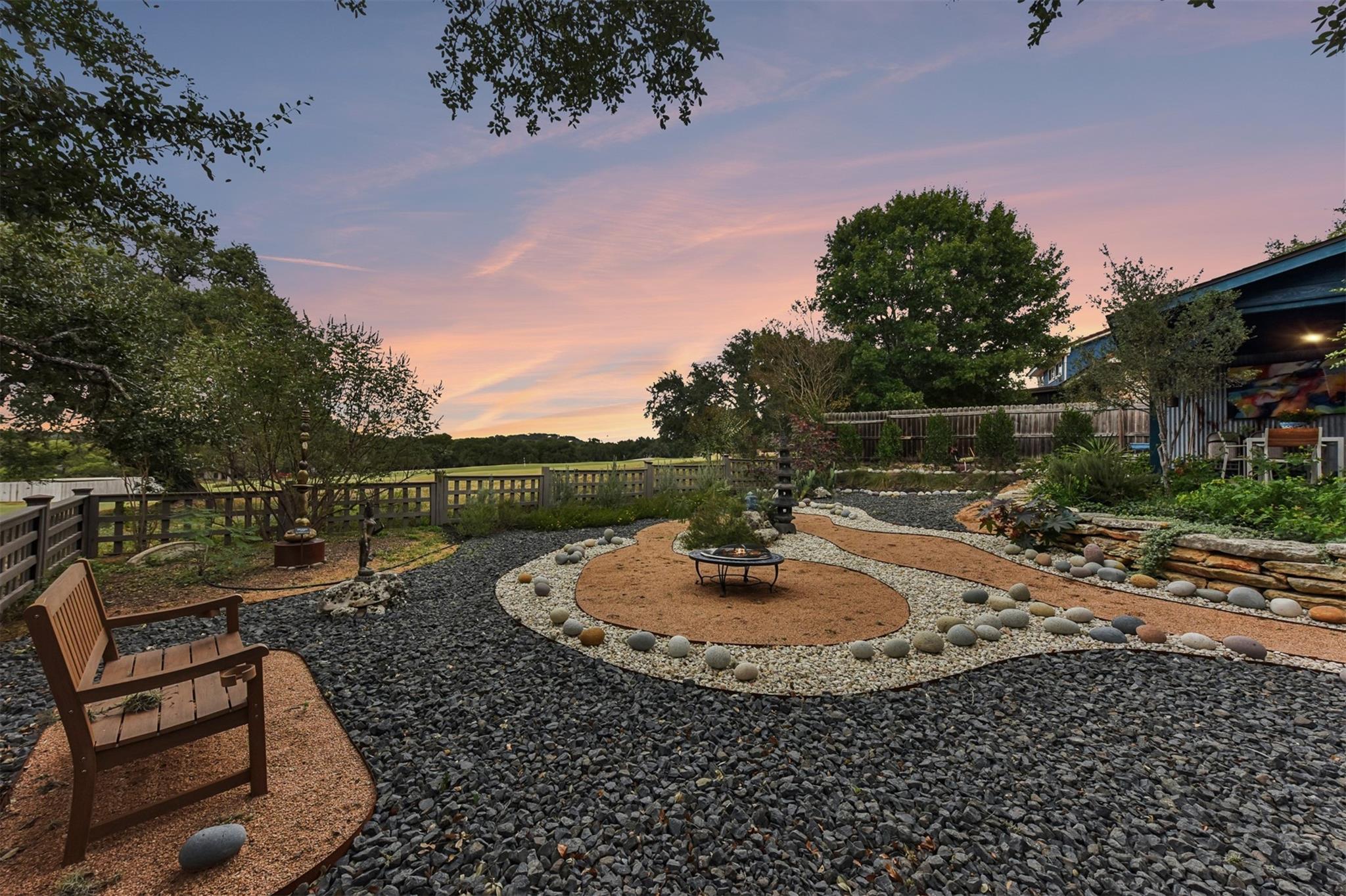 66 Woodcreek Dr, Wimberley, TX 78676