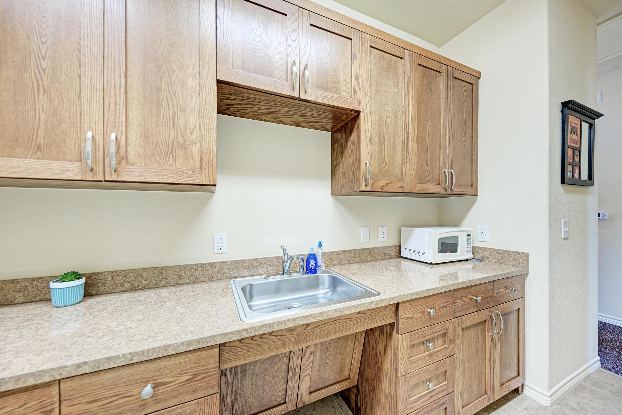 1464 E Whitestone Blvd # 1903 & 1904, Cedar Park, TX 78613