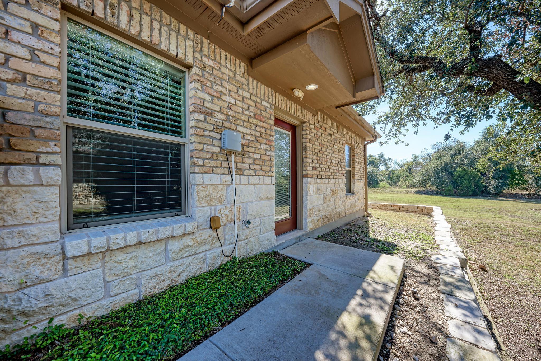 1464 E Whitestone Blvd # 1903 & 1904, Cedar Park, TX 78613